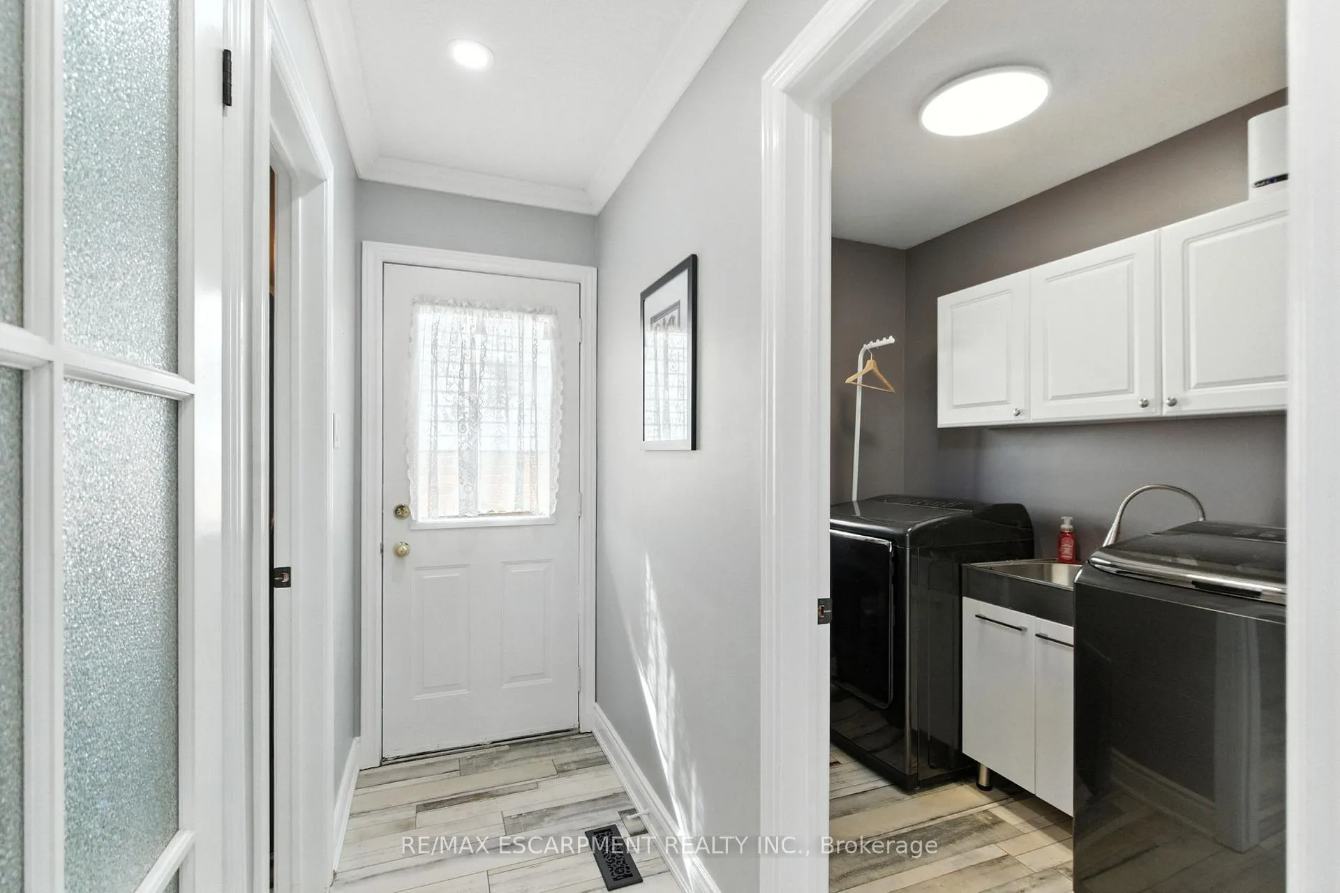 Photo 328 of 36 Pinecreek Road, Hamilton, Waterdown — HOMEH