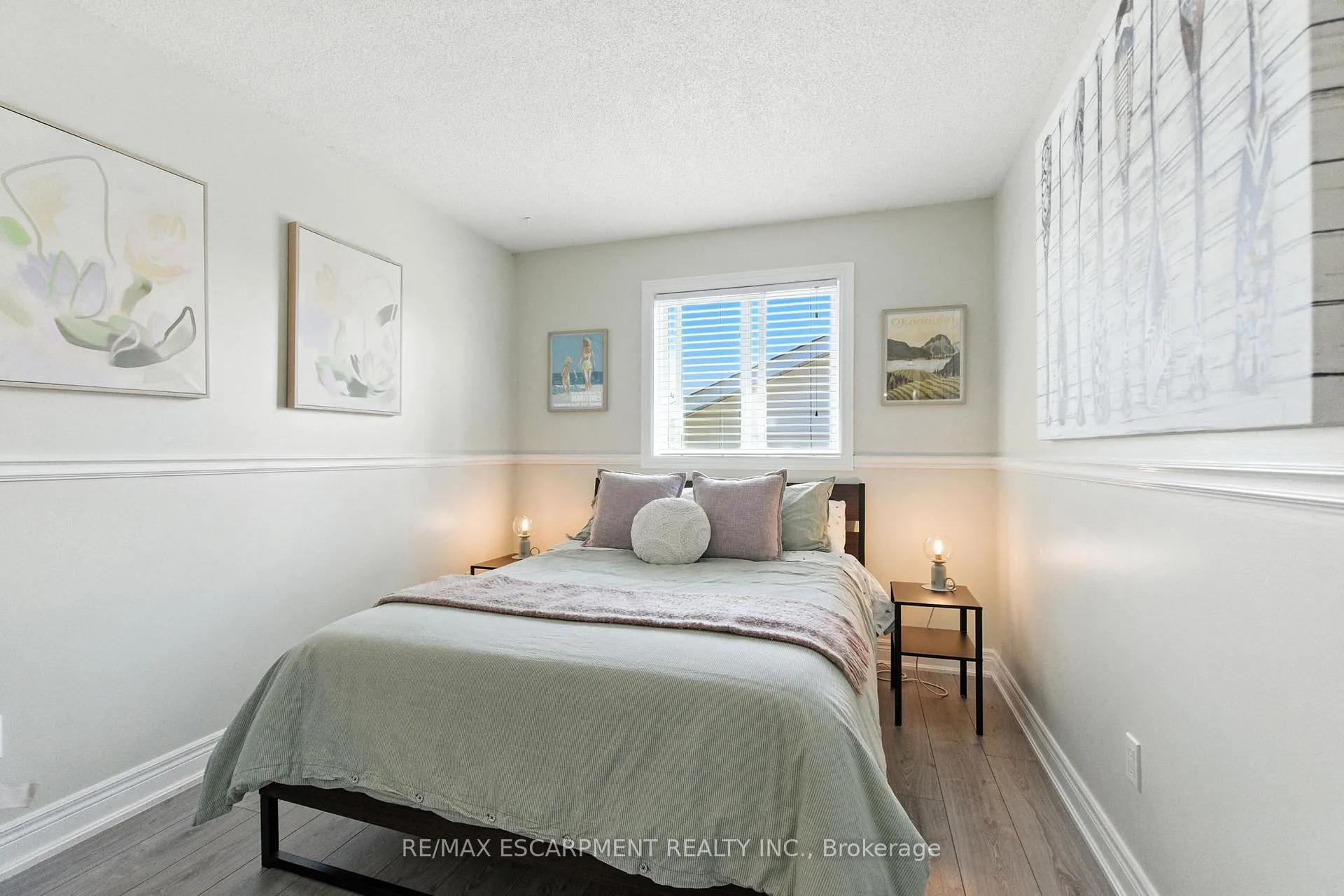 Photo 657 of 36 Pinecreek Road, Hamilton, Waterdown — HOMEH