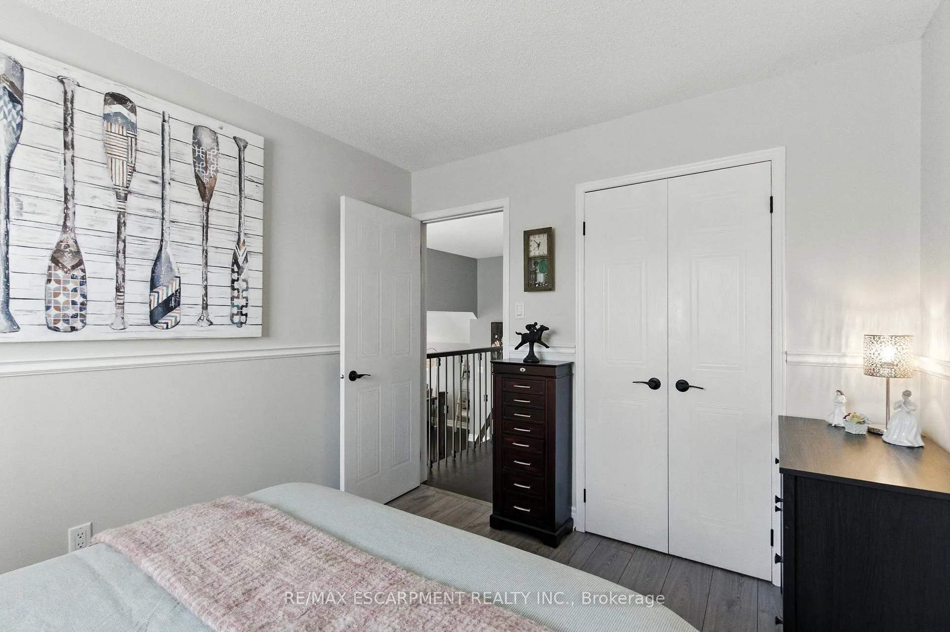 Photo 669 of 36 Pinecreek Road, Hamilton, Waterdown — HOMEH