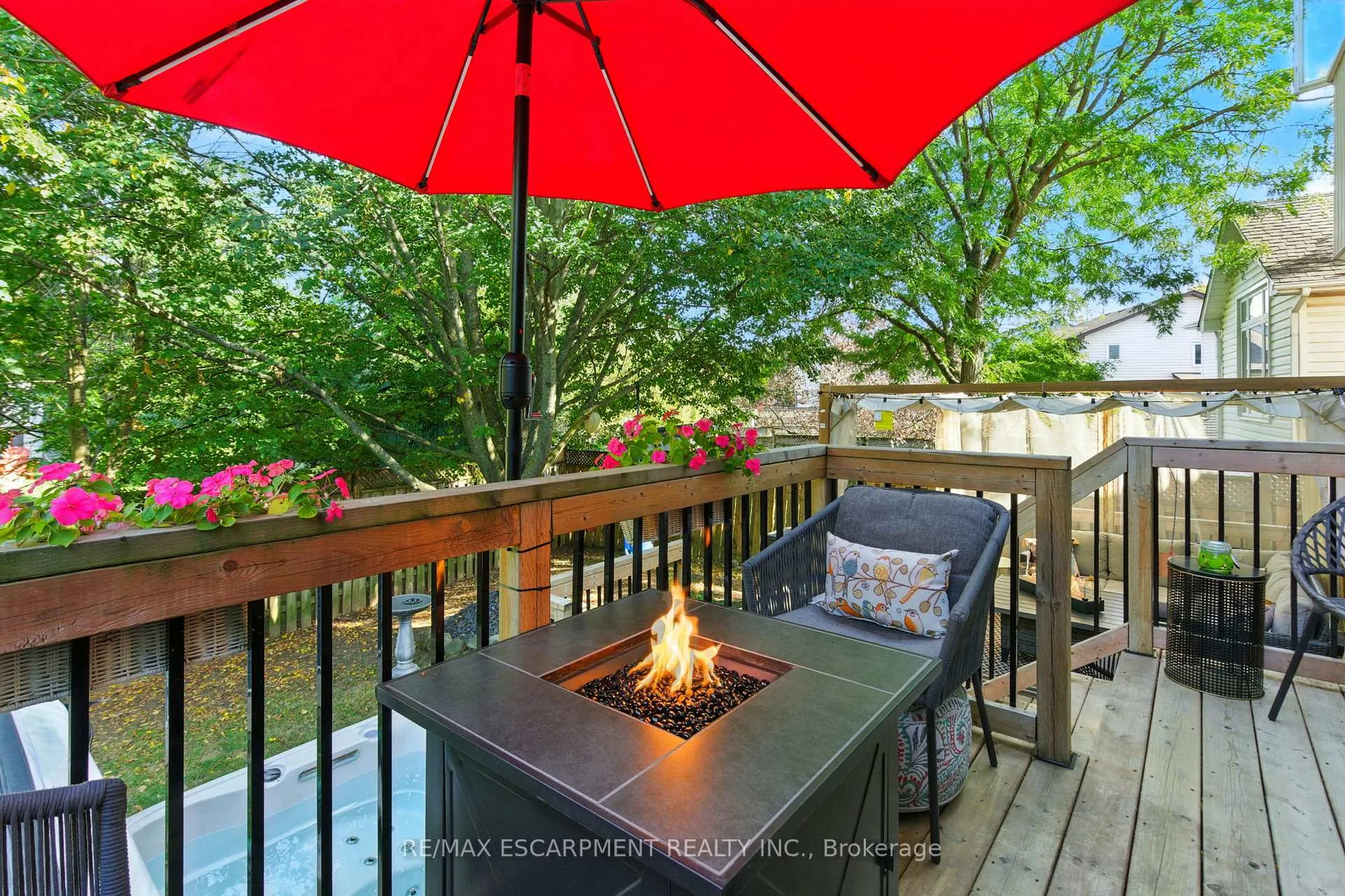 Photo 790 of 36 Pinecreek Road, Hamilton, Waterdown — HOMEH
