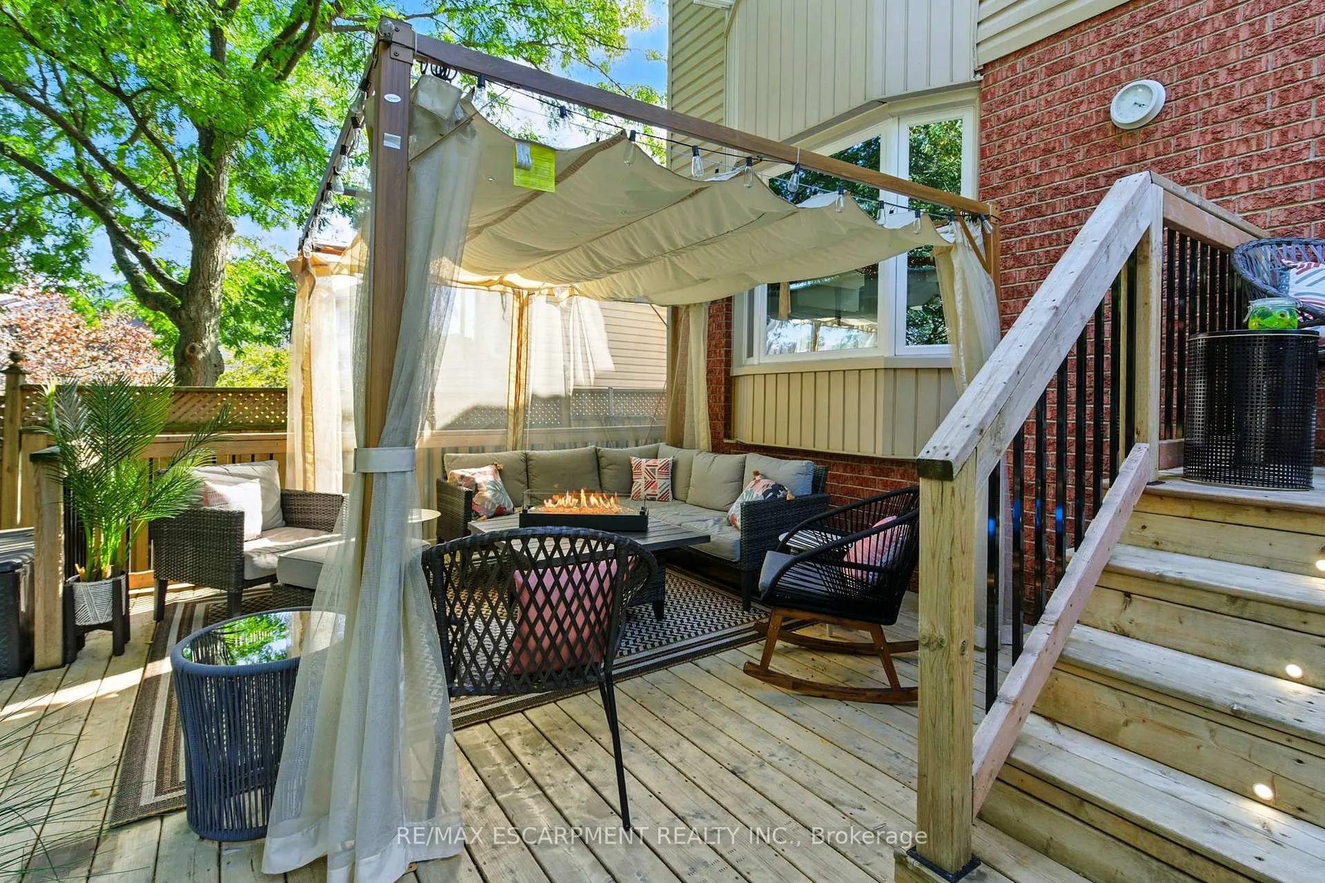 Photo 847 of 36 Pinecreek Road, Hamilton, Waterdown — HOMEH
