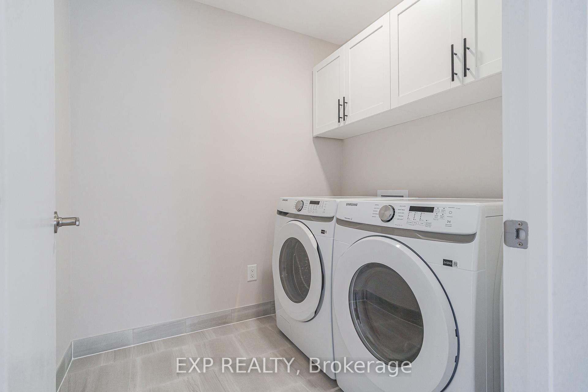 Photo 2 of 692 Expansion Road, Ottawa, Barrhaven - Half Moon Bay — HOMEH