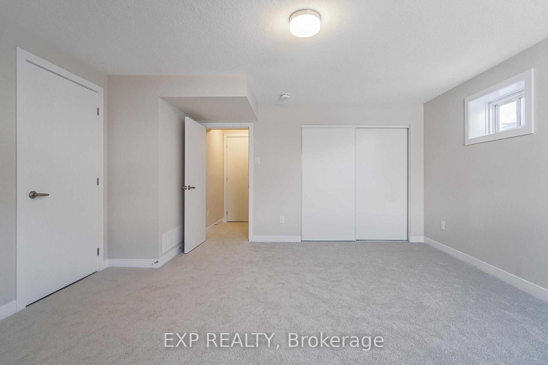 Photo 3 of 692 Expansion Road, Ottawa, Barrhaven - Half Moon Bay — HOMEH