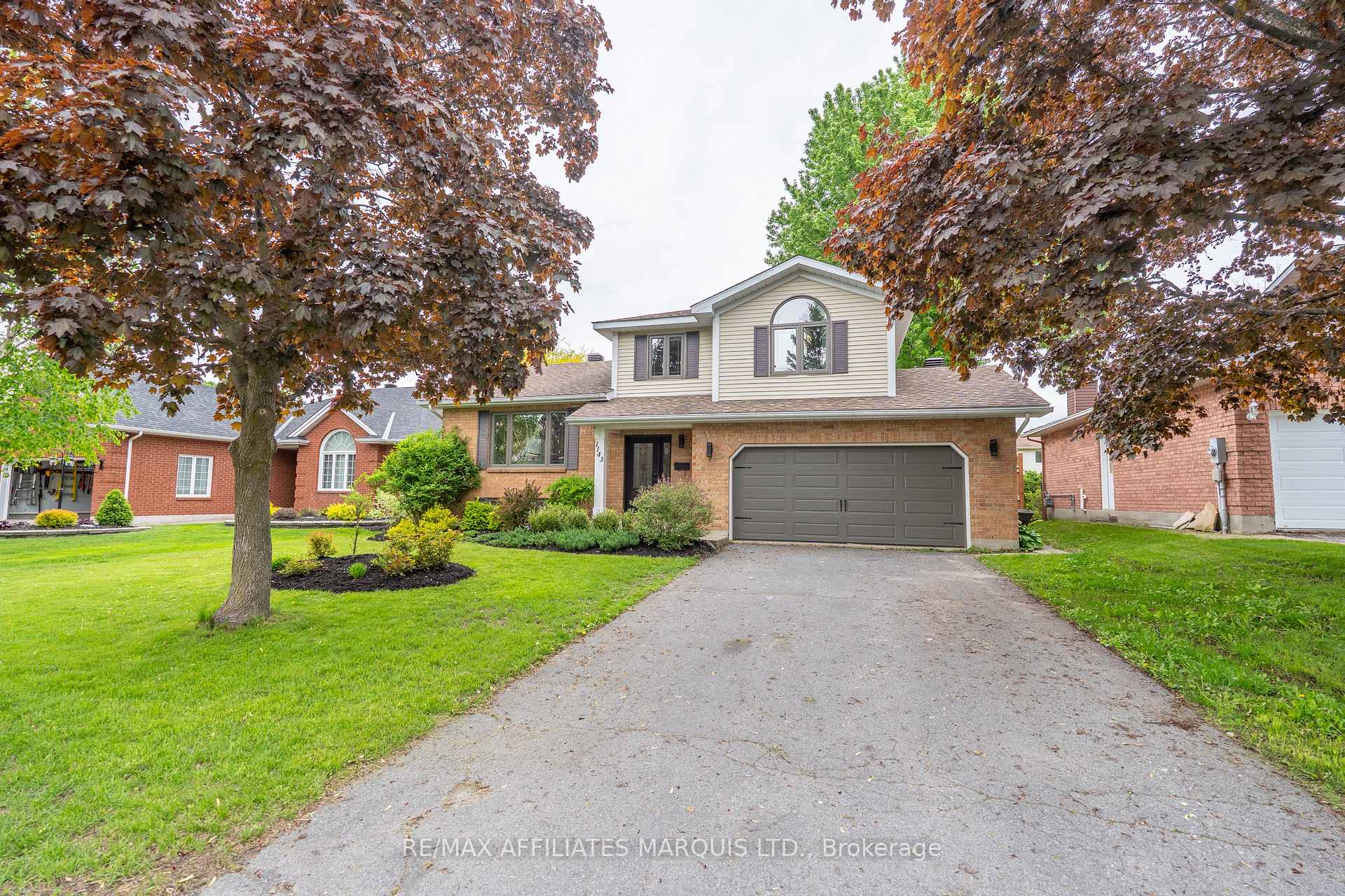 Photo 2 of 1143 Stokes Drive, Cornwall — HOMEH