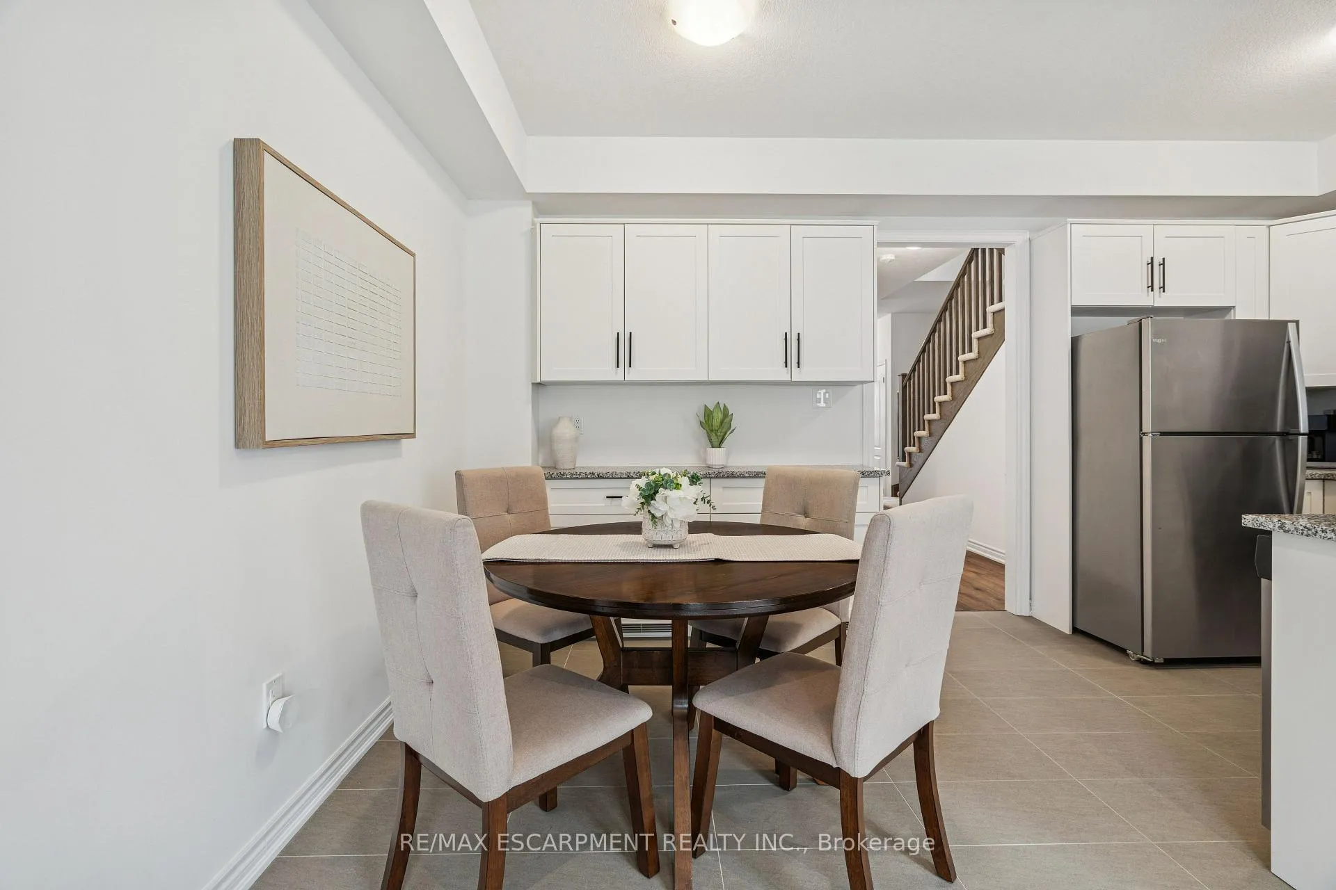 Photo 217 of 9 Elsegood Drive, Guelph, Kortright East — HOMEH