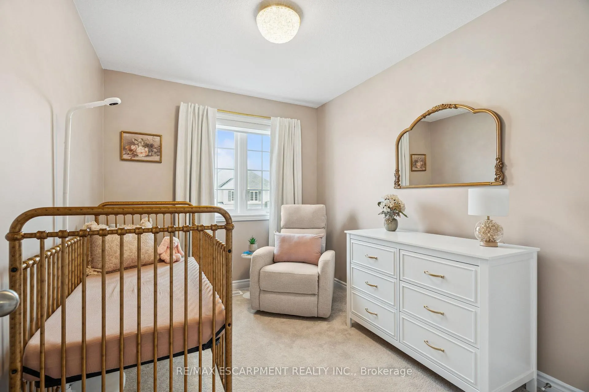 Photo 543 of 9 Elsegood Drive, Guelph, Kortright East — HOMEH