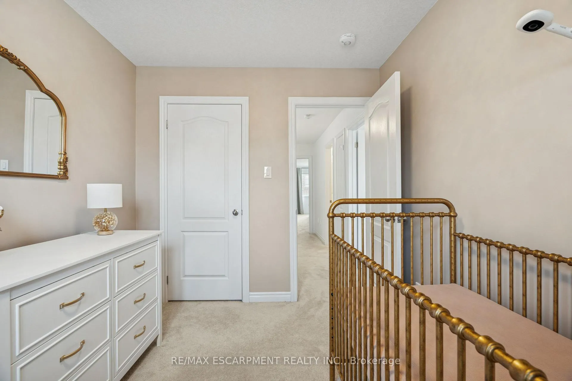 Photo 546 of 9 Elsegood Drive, Guelph, Kortright East — HOMEH