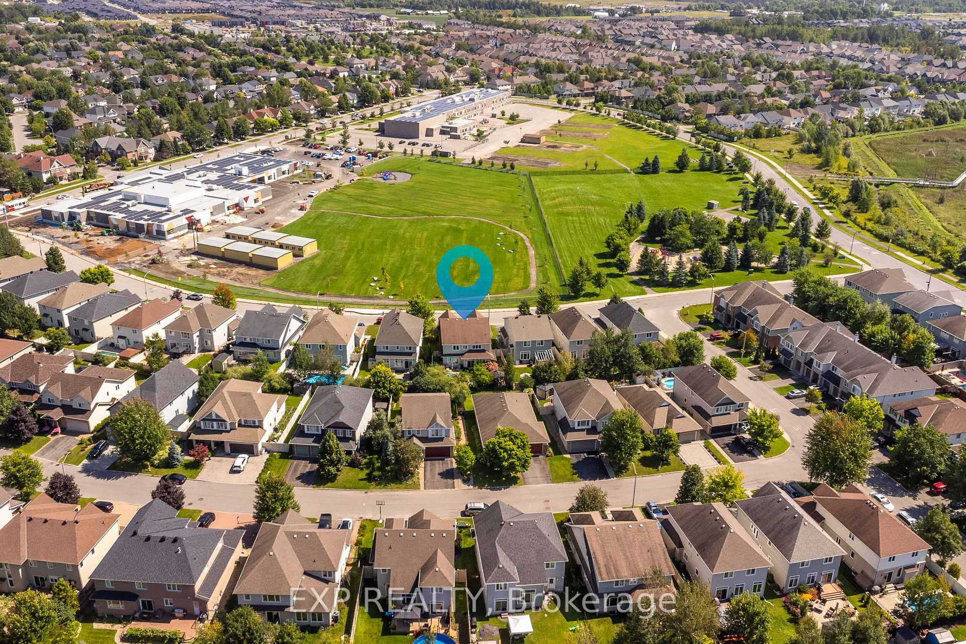 Photo 3 of 295 Bradwell Way, Ottawa, Blossom Park/Kemp Park/Findlay Creek — HOMEH