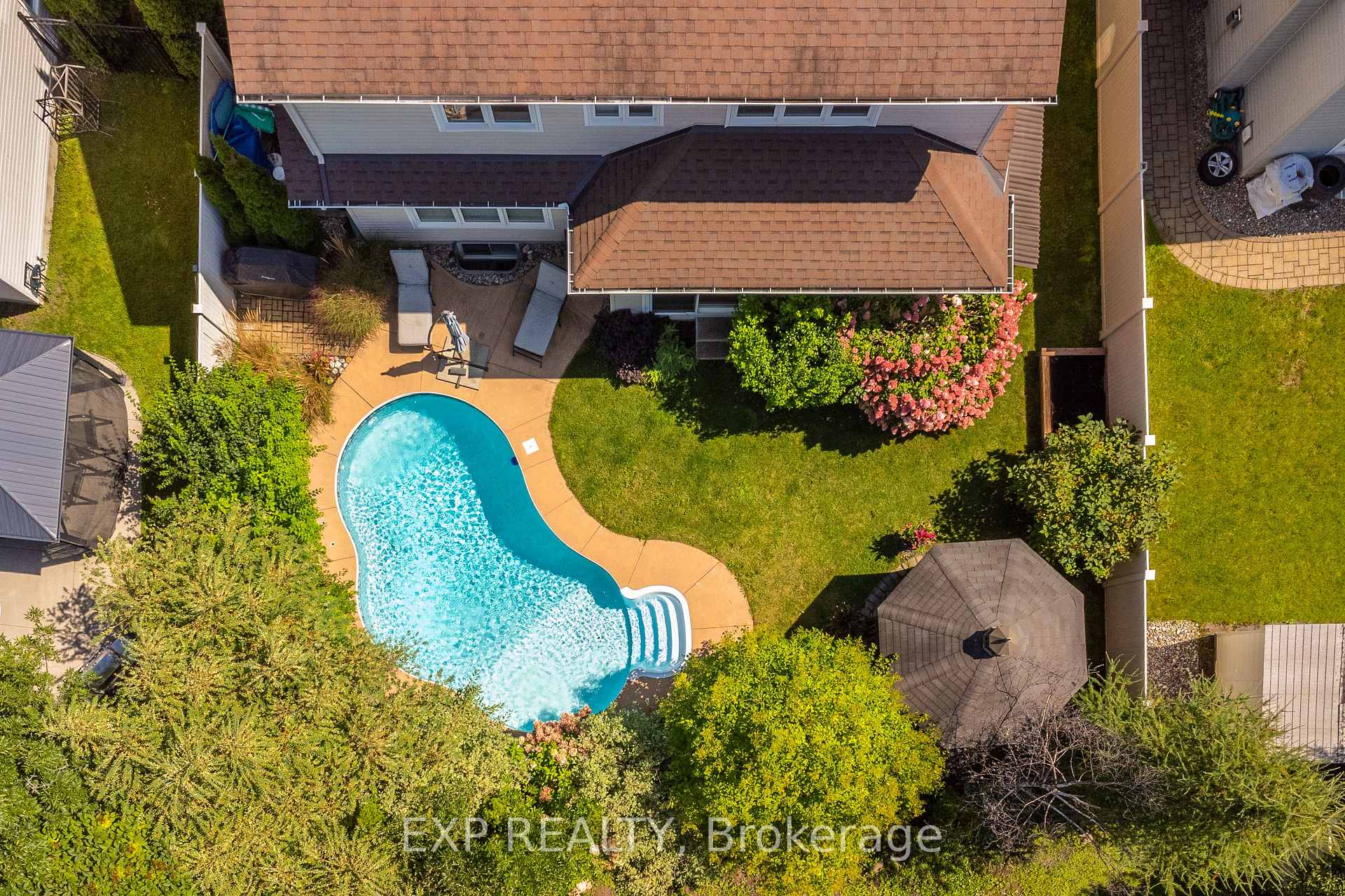 Photo 5 of 295 Bradwell Way, Ottawa, Blossom Park/Kemp Park/Findlay Creek — HOMEH