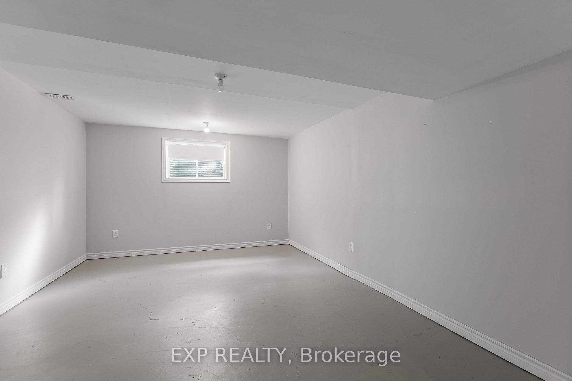 Photo 37 of 295 Bradwell Way, Ottawa, Blossom Park/Kemp Park/Findlay Creek — HOMEH