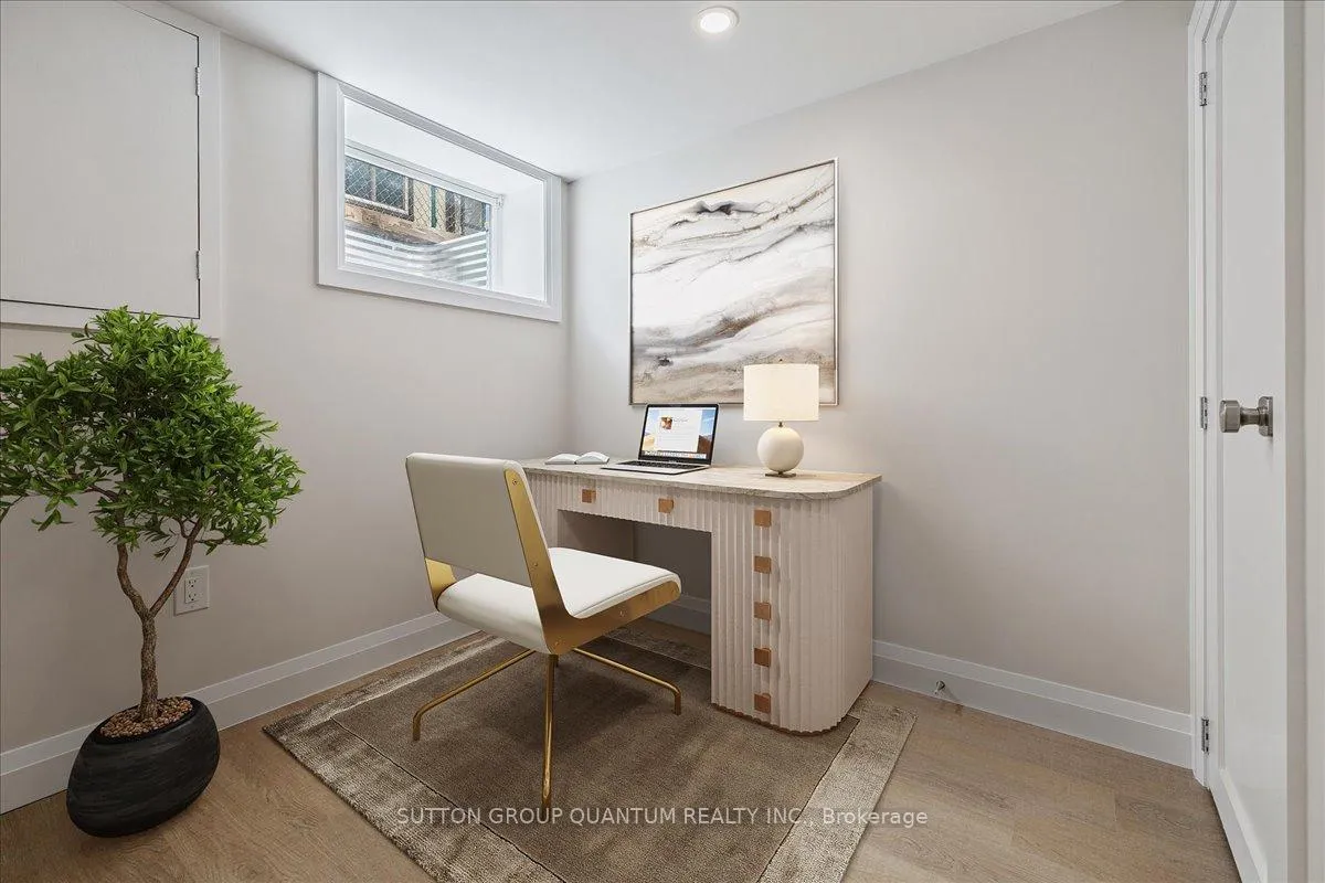 Photo 402 of Unit Unit 2, 18 Pleasant Avenue, Hamilton, Dundas — HOMEH