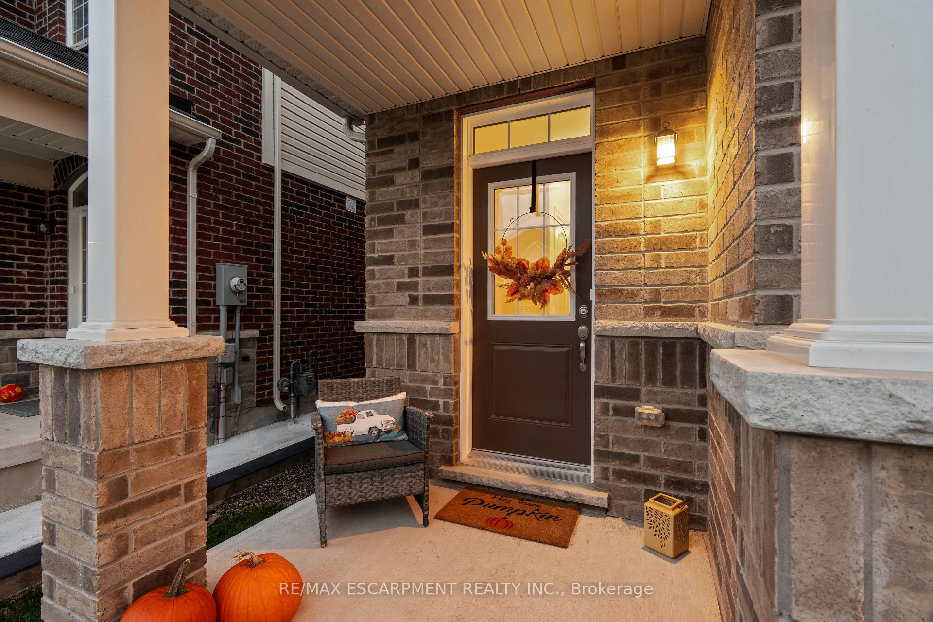 Photo 5 of 9 Elsegood Drive, Guelph, Kortright East — HOMEH