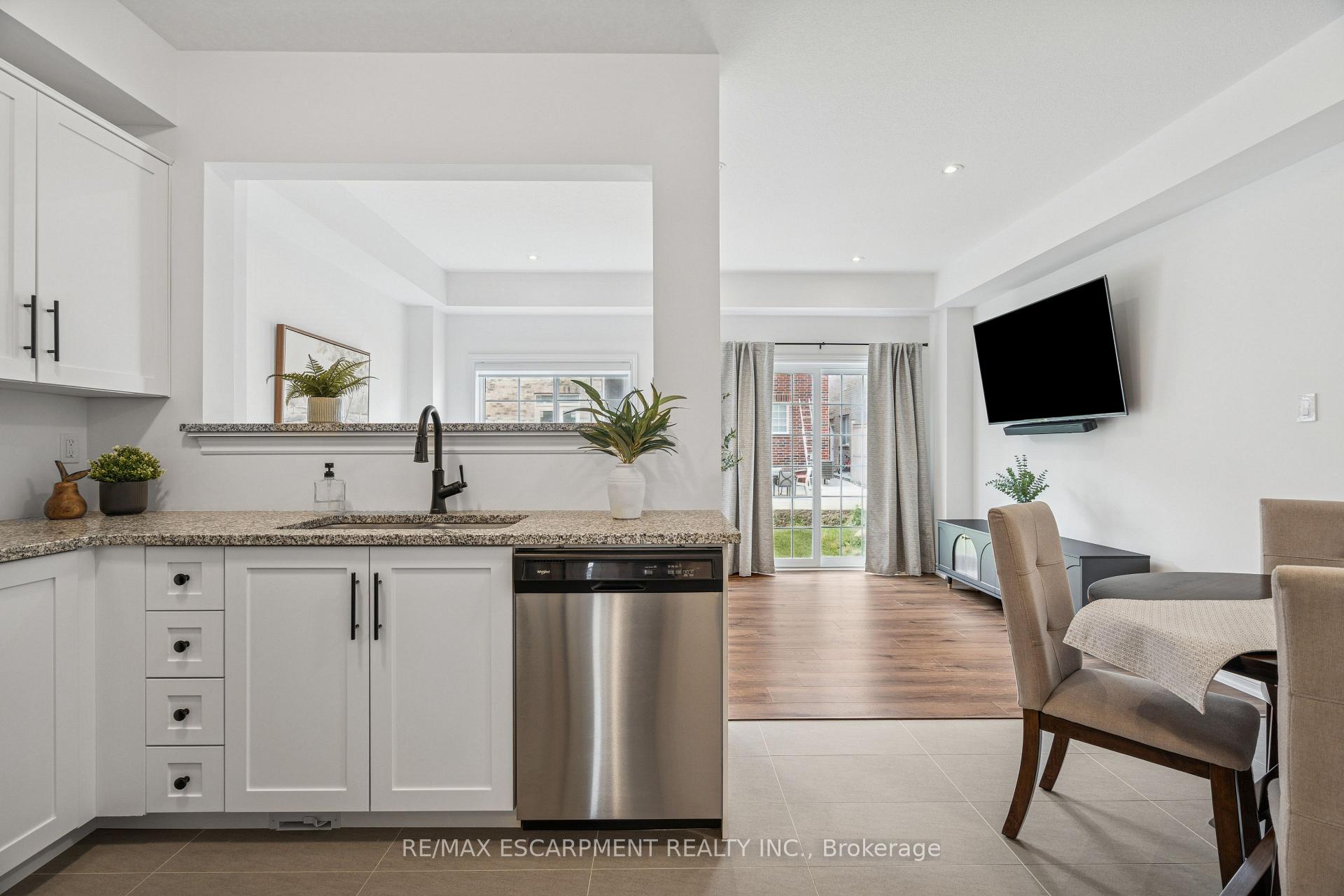 Photo 13 of 9 Elsegood Drive, Guelph, Kortright East — HOMEH