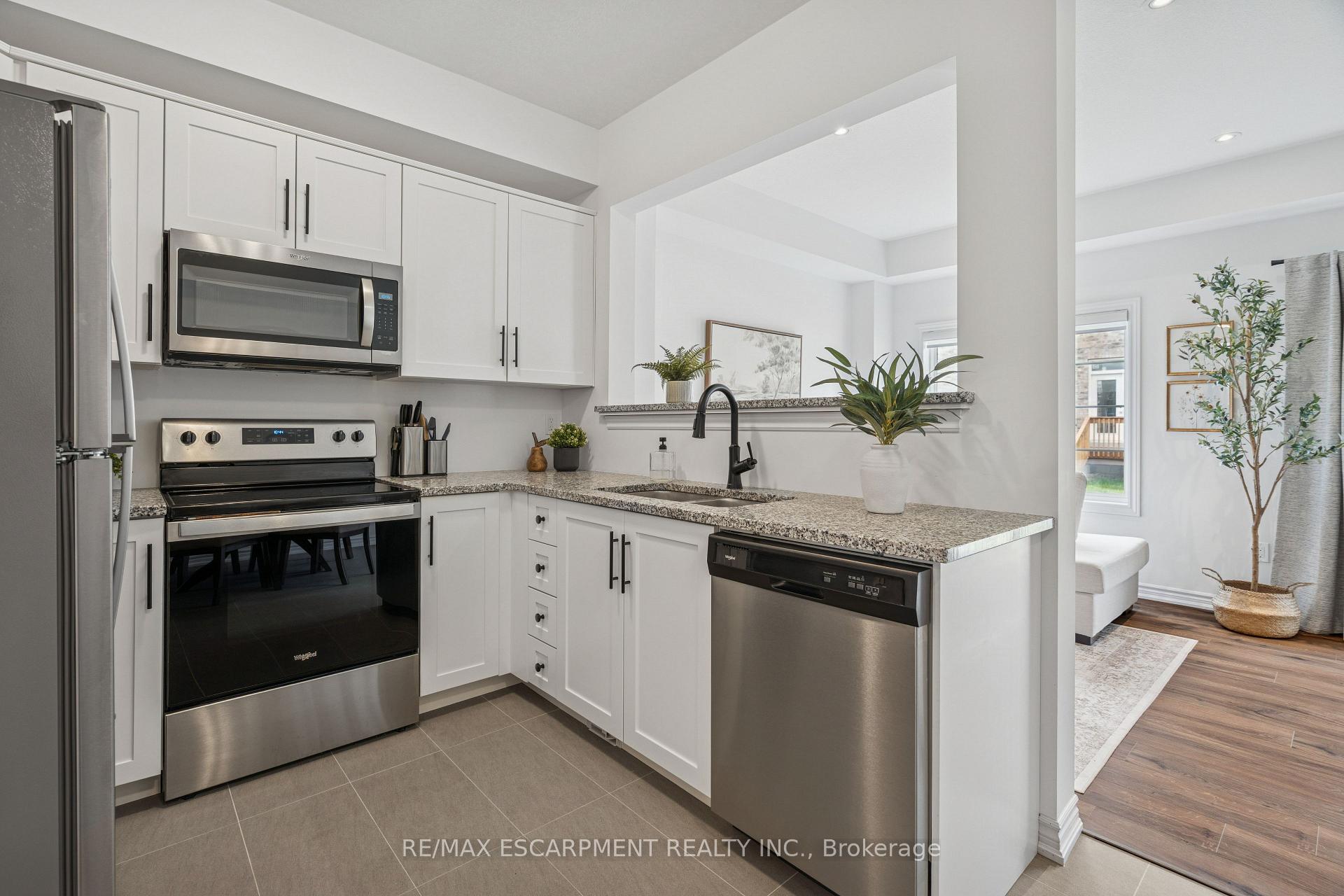 Photo 15 of 9 Elsegood Drive, Guelph, Kortright East — HOMEH
