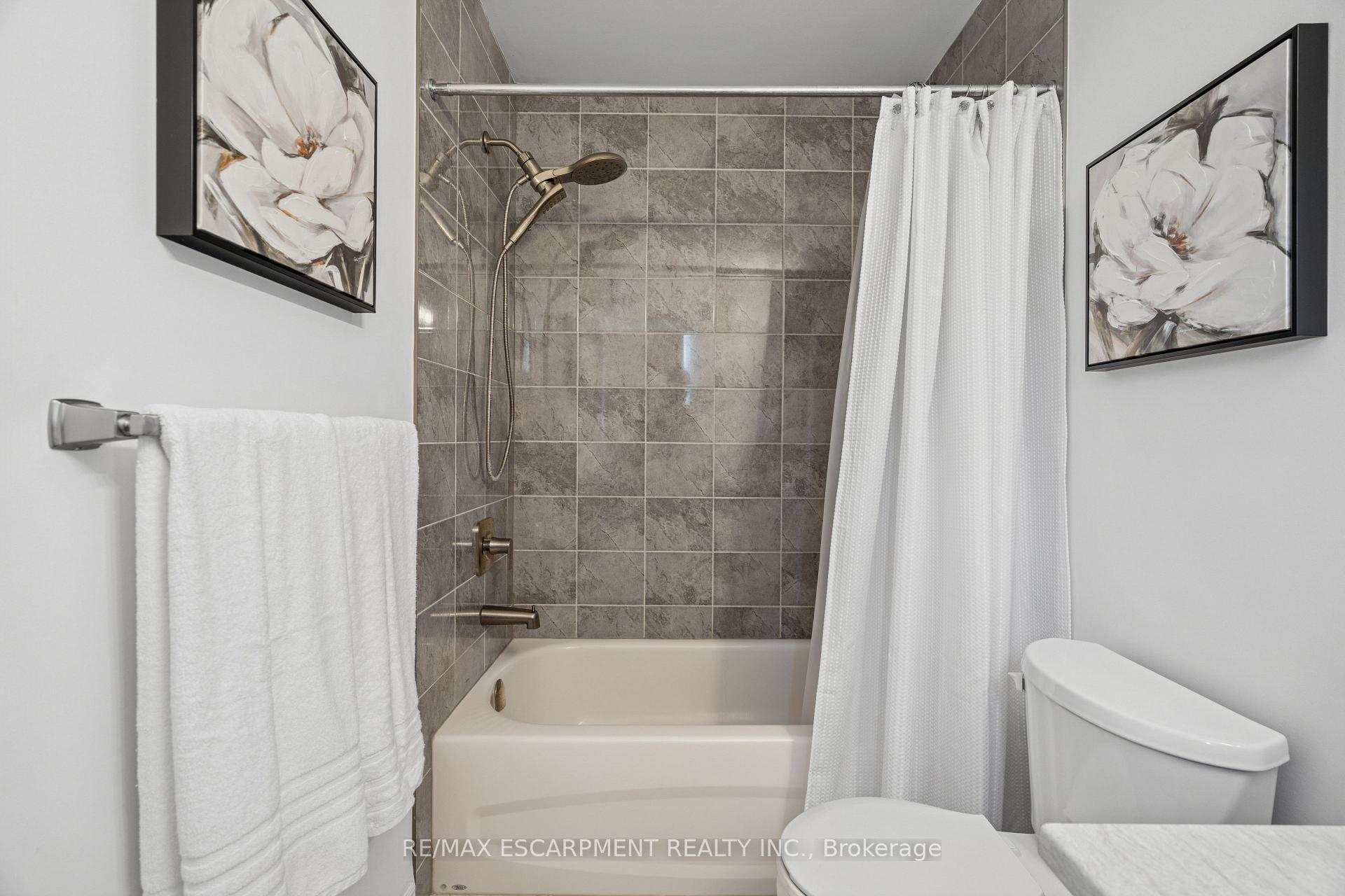 Photo 30 of 9 Elsegood Drive, Guelph, Kortright East — HOMEH