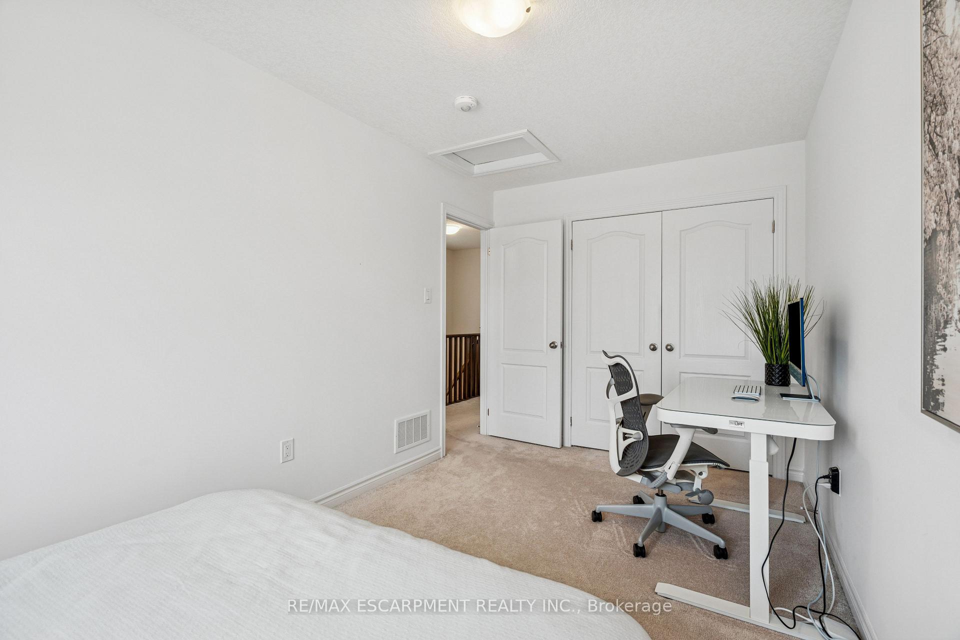 Photo 36 of 9 Elsegood Drive, Guelph, Kortright East — HOMEH