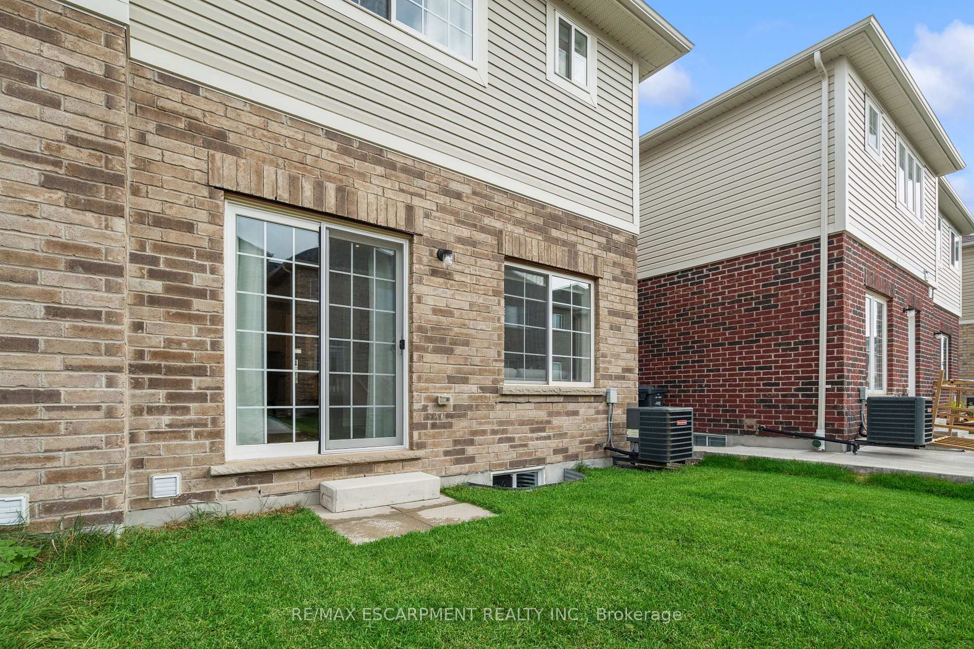 Photo 41 of 9 Elsegood Drive, Guelph, Kortright East — HOMEH