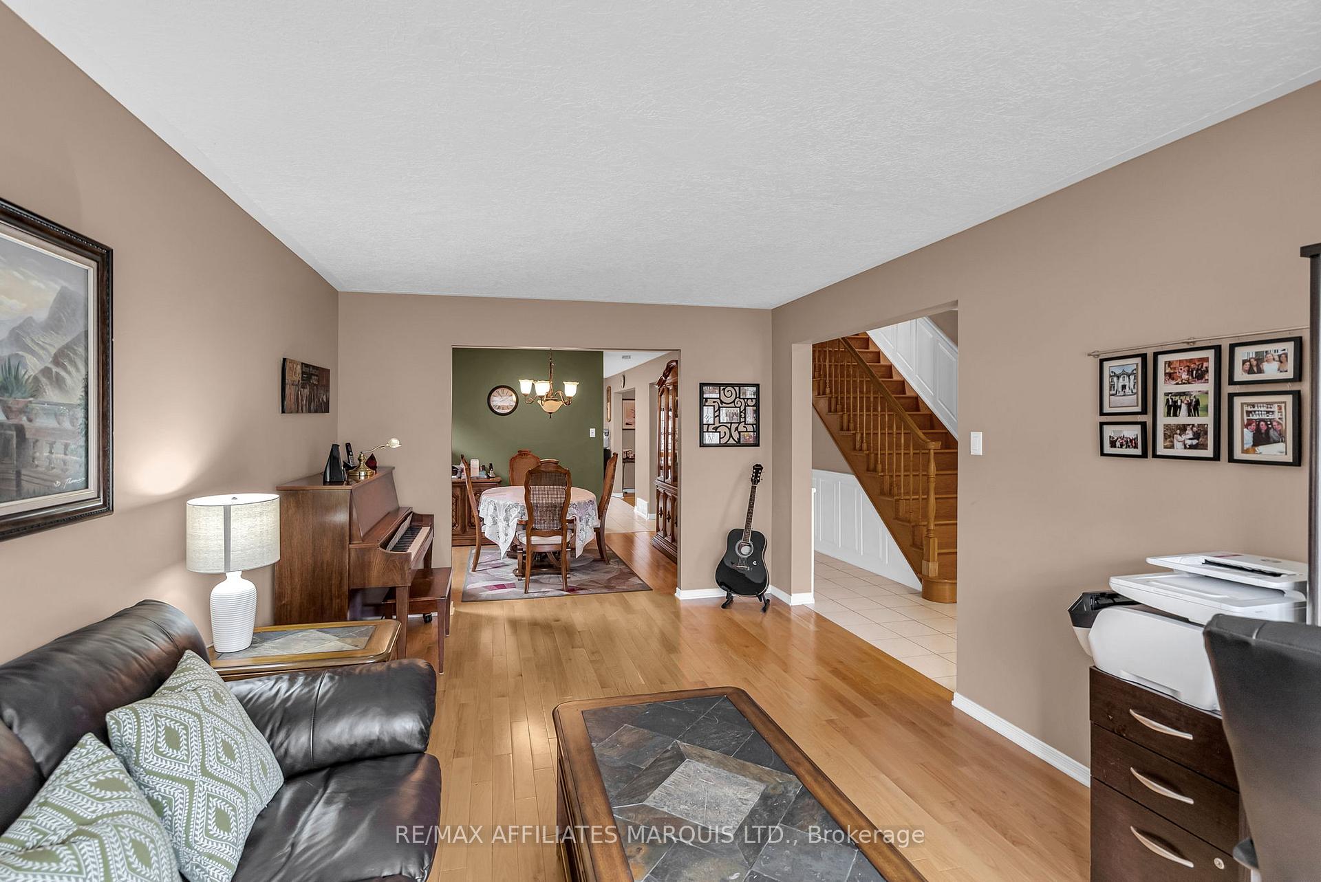Photo 6 of 1402 Holy Cross Boulevard, Cornwall — HOMEH