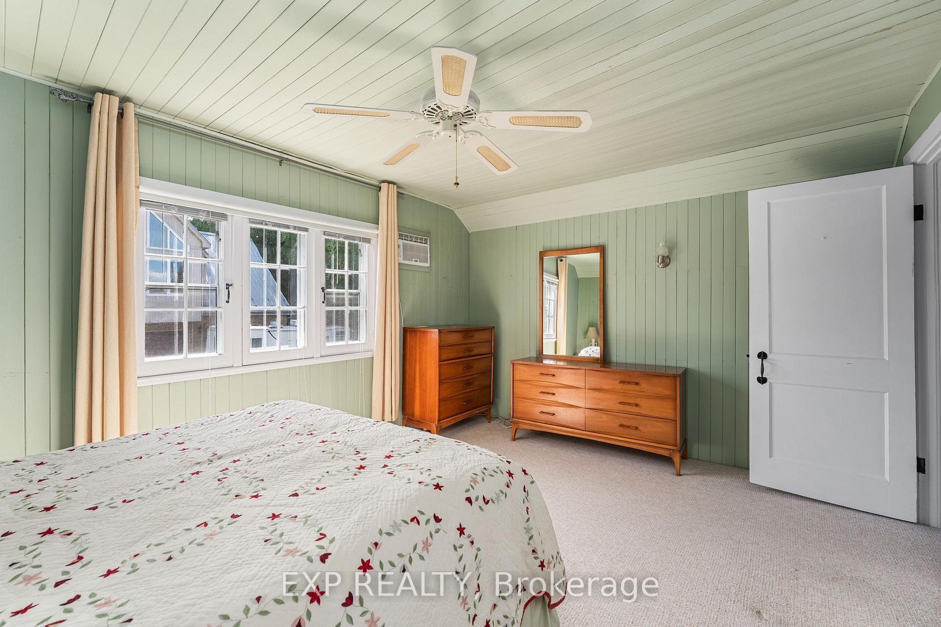 Photo 31 of 45 Westwind Circle, Georgina, Pefferlaw — HOMEH