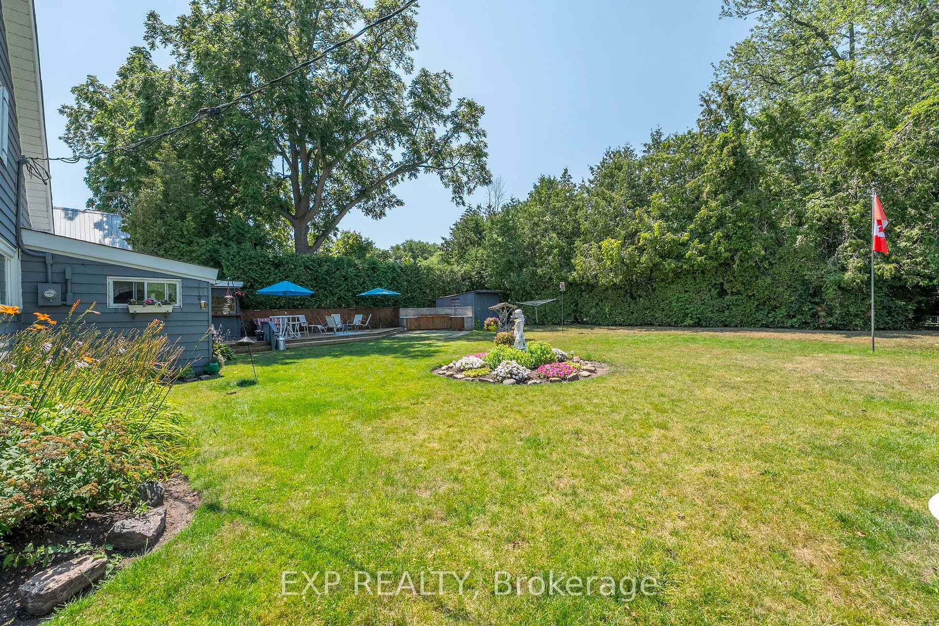 Photo 46 of 45 Westwind Circle, Georgina, Pefferlaw — HOMEH