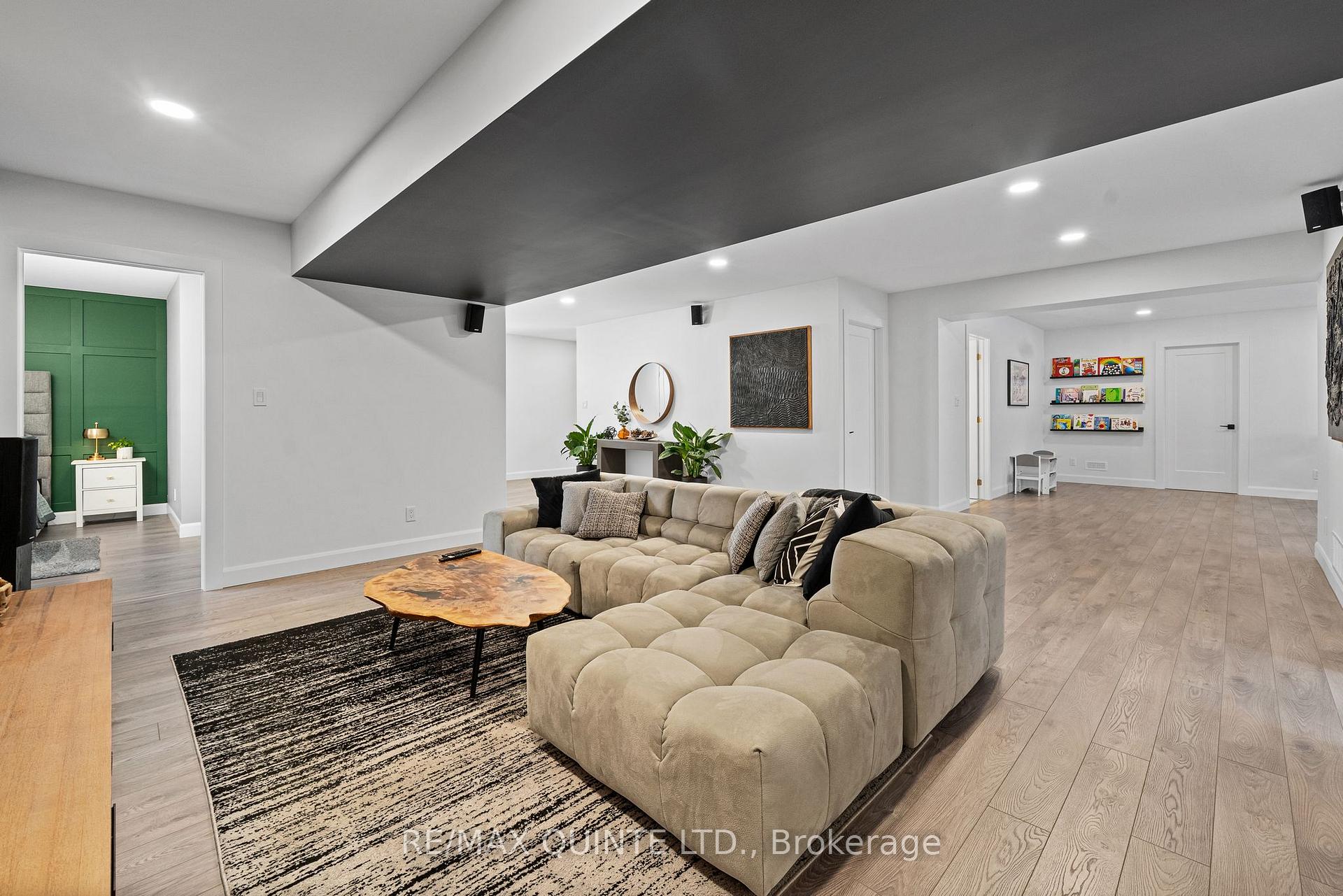 Photo 26 of 72 Dewal Place, Belleville, Belleville Ward — HOMEH