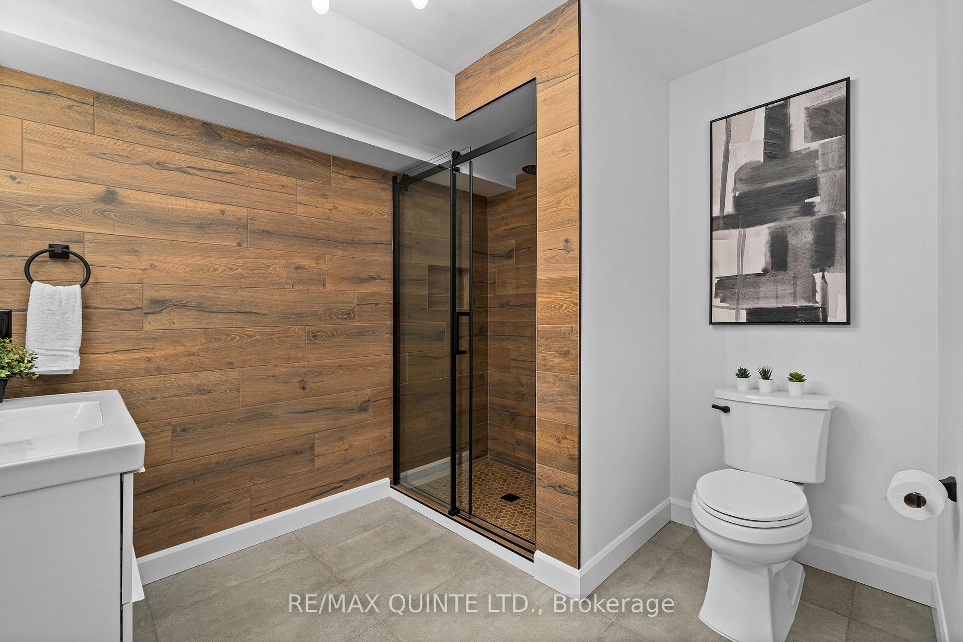 Photo 32 of 72 Dewal Place, Belleville, Belleville Ward — HOMEH