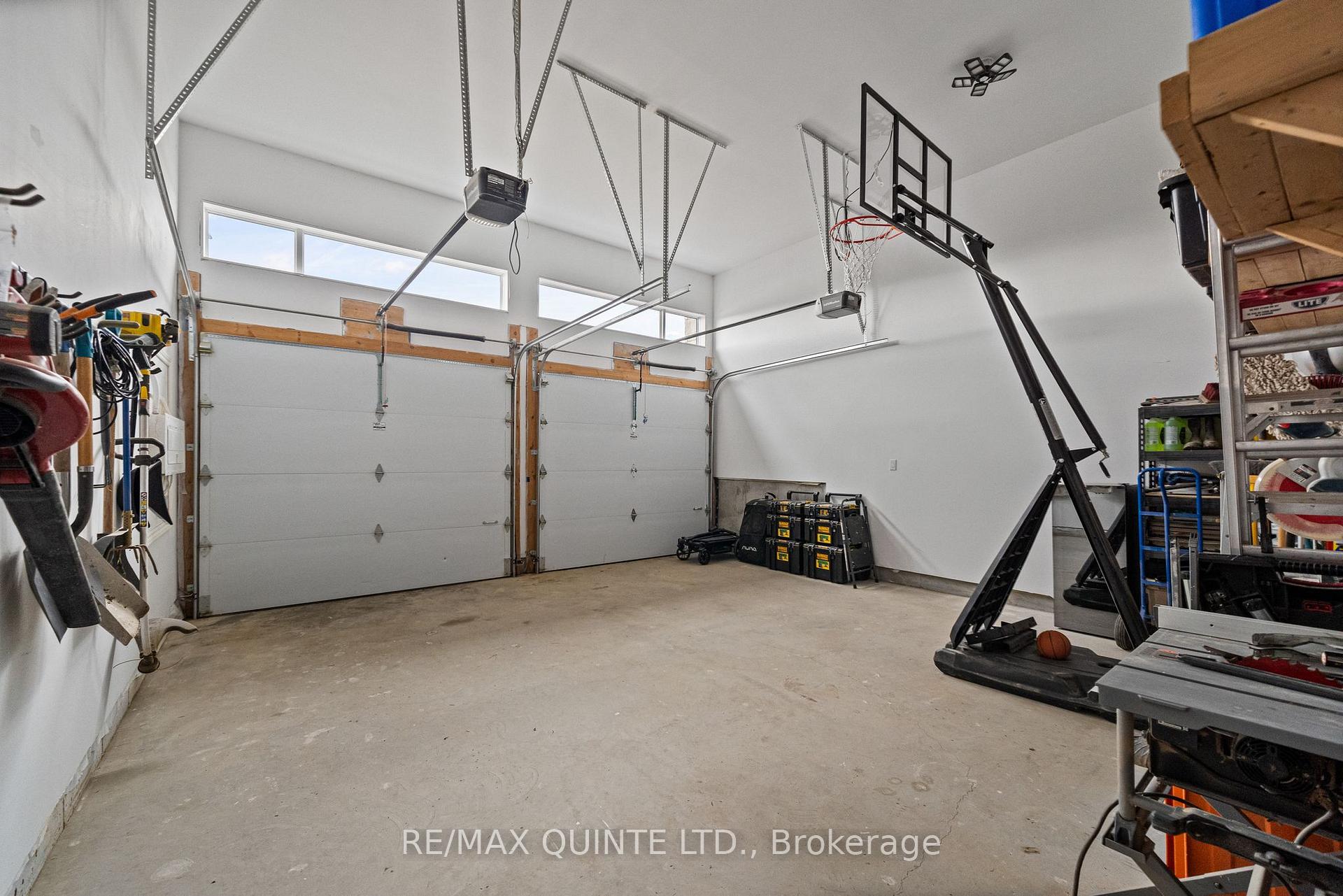 Photo 35 of 72 Dewal Place, Belleville, Belleville Ward — HOMEH