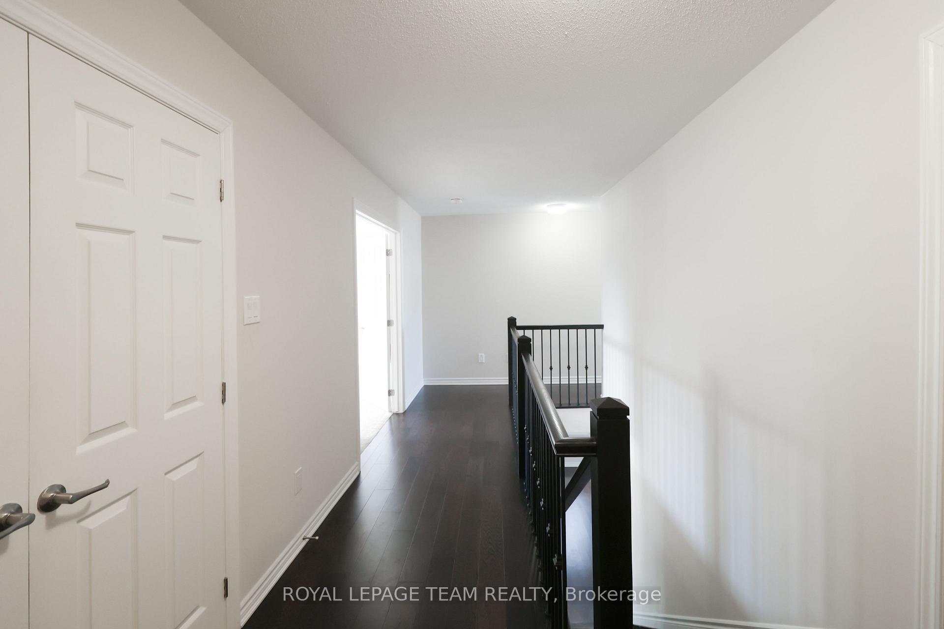 Photo 9 of 918 Nokomis Place, Ottawa, Barrhaven - Half Moon Bay — HOMEH
