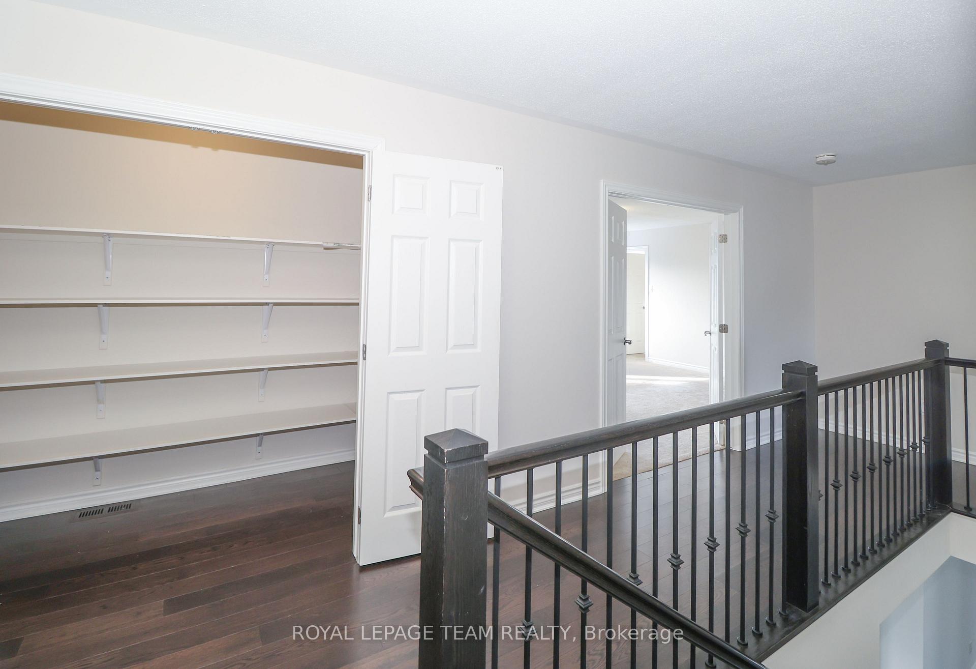 Photo 10 of 918 Nokomis Place, Ottawa, Barrhaven - Half Moon Bay — HOMEH