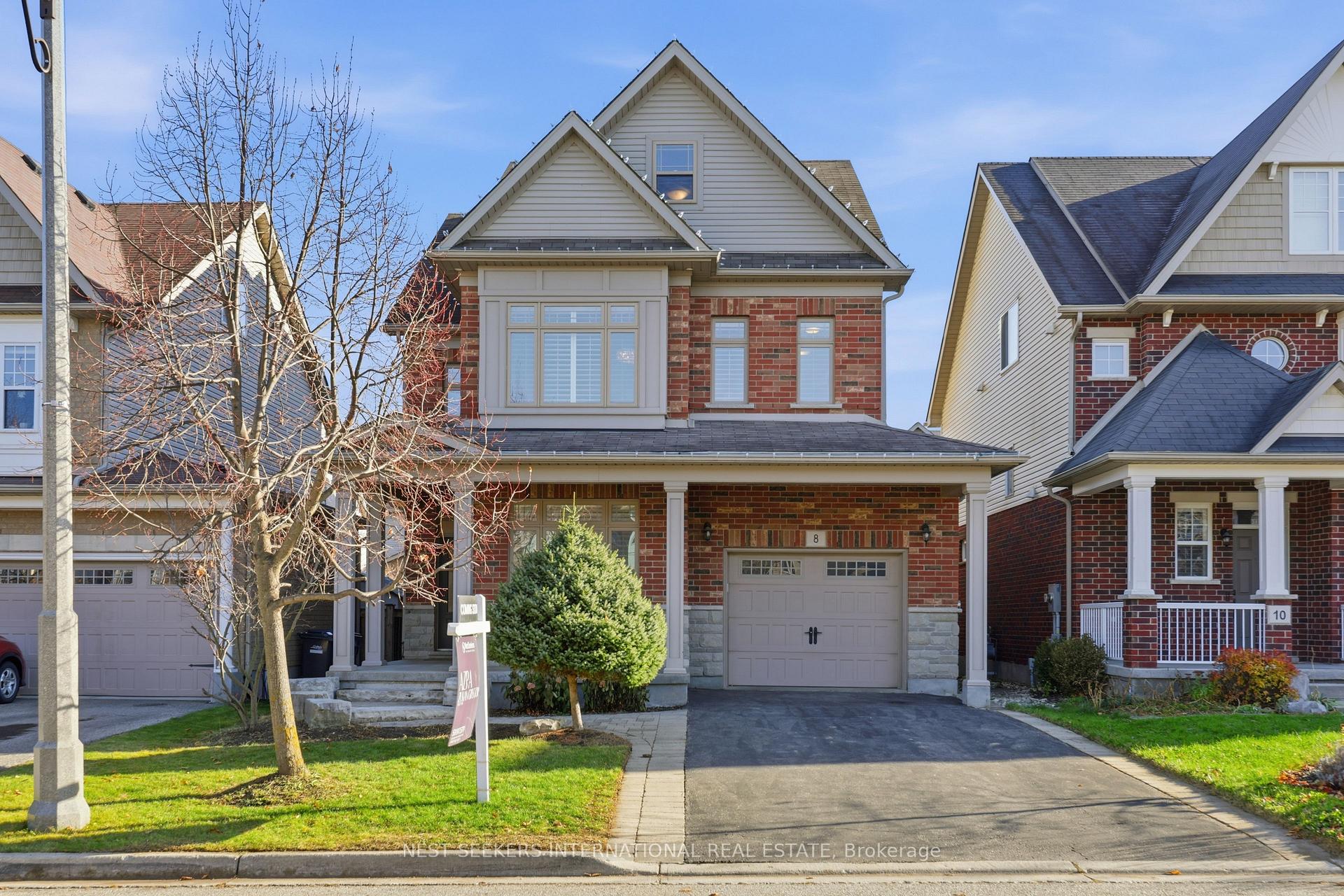 Photo 3 of 8 Amsterdam Crescent, Guelph, Pineridge/Westminster Woods — HOMEH