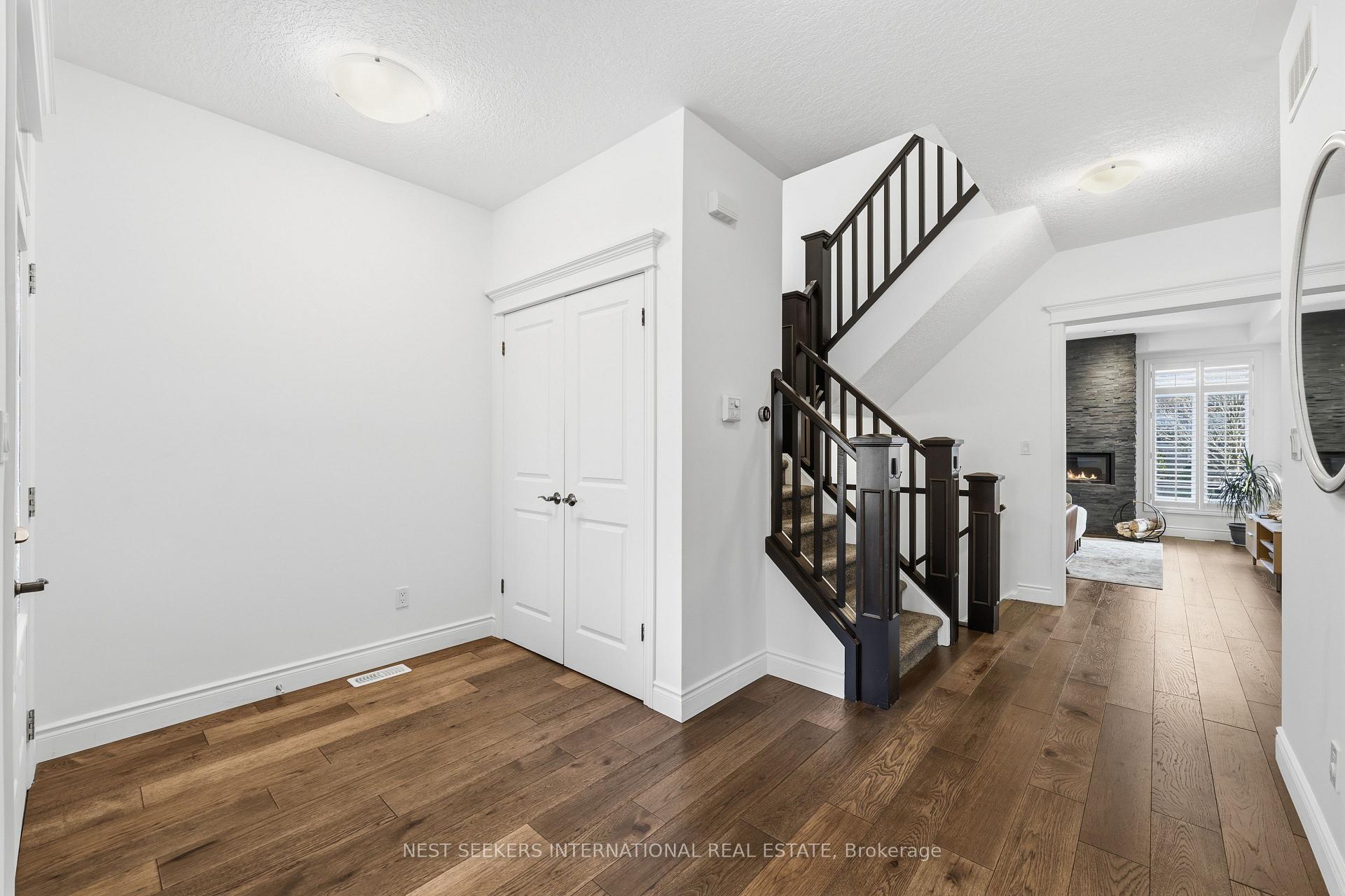 Photo 8 of 8 Amsterdam Crescent, Guelph, Pineridge/Westminster Woods — HOMEH