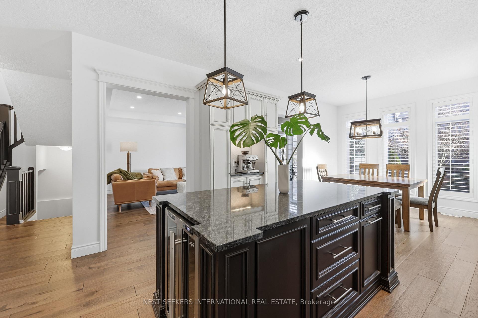 Photo 12 of 8 Amsterdam Crescent, Guelph, Pineridge/Westminster Woods — HOMEH