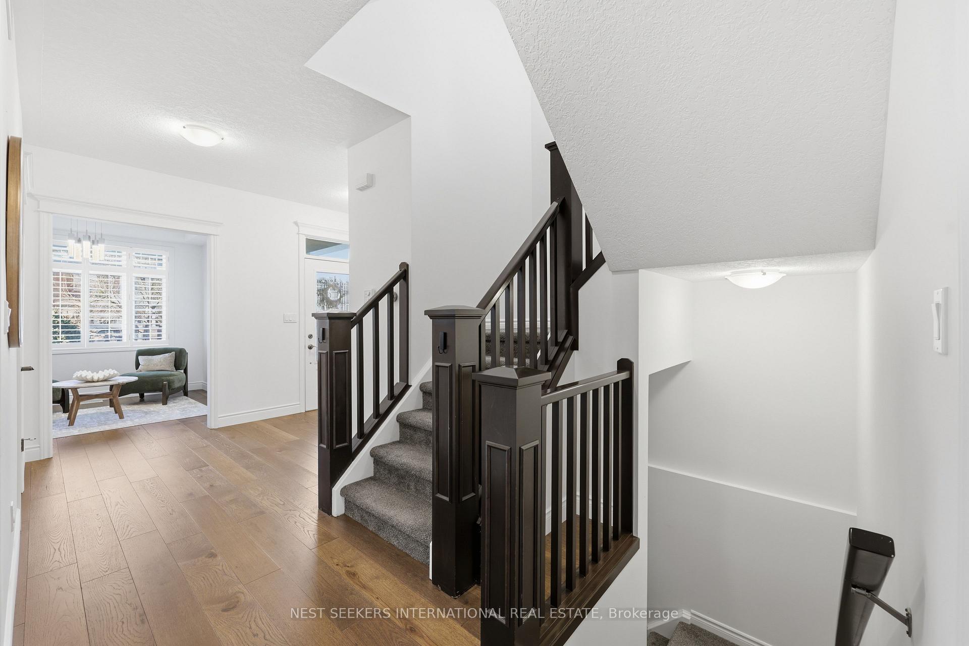 Photo 16 of 8 Amsterdam Crescent, Guelph, Pineridge/Westminster Woods — HOMEH