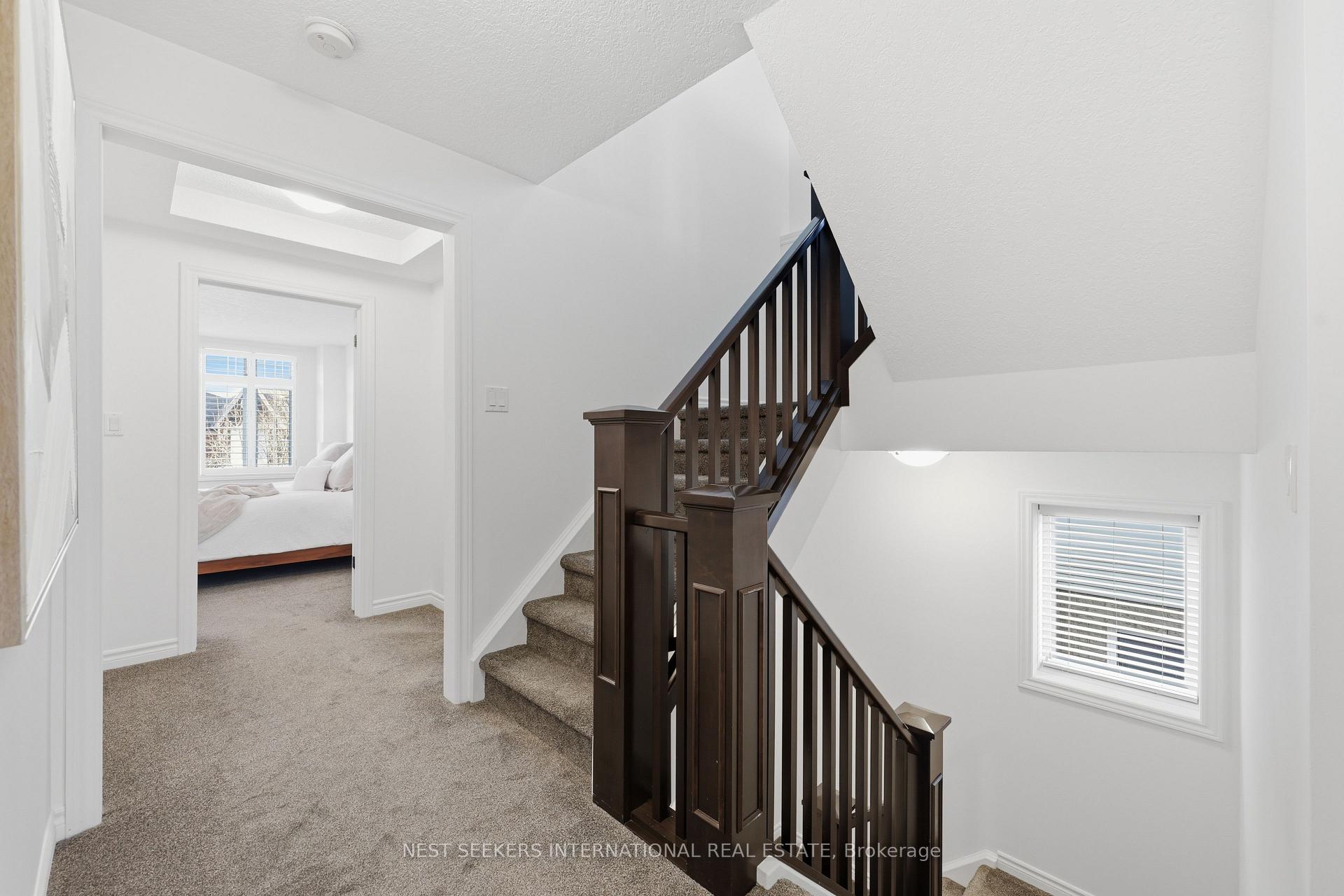 Photo 18 of 8 Amsterdam Crescent, Guelph, Pineridge/Westminster Woods — HOMEH