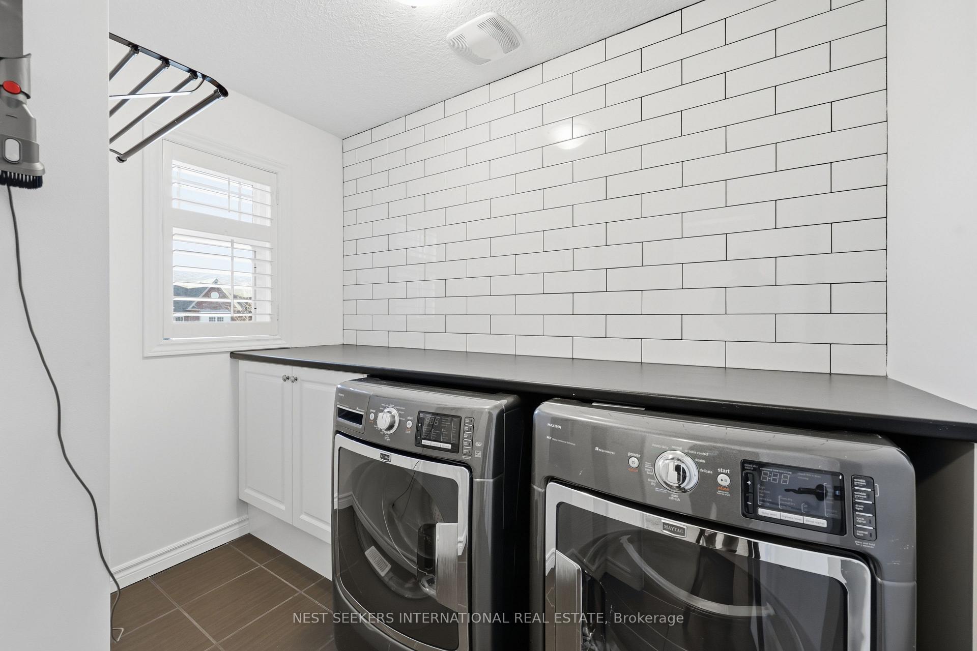 Photo 26 of 8 Amsterdam Crescent, Guelph, Pineridge/Westminster Woods — HOMEH
