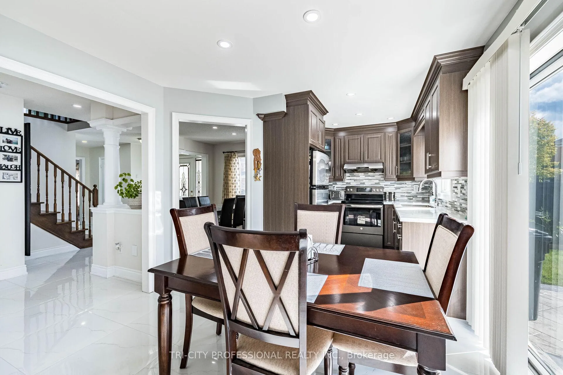 Photo 277 of 101 Williamson Drive, Brampton, Fletcher's Meadow — HOMEH