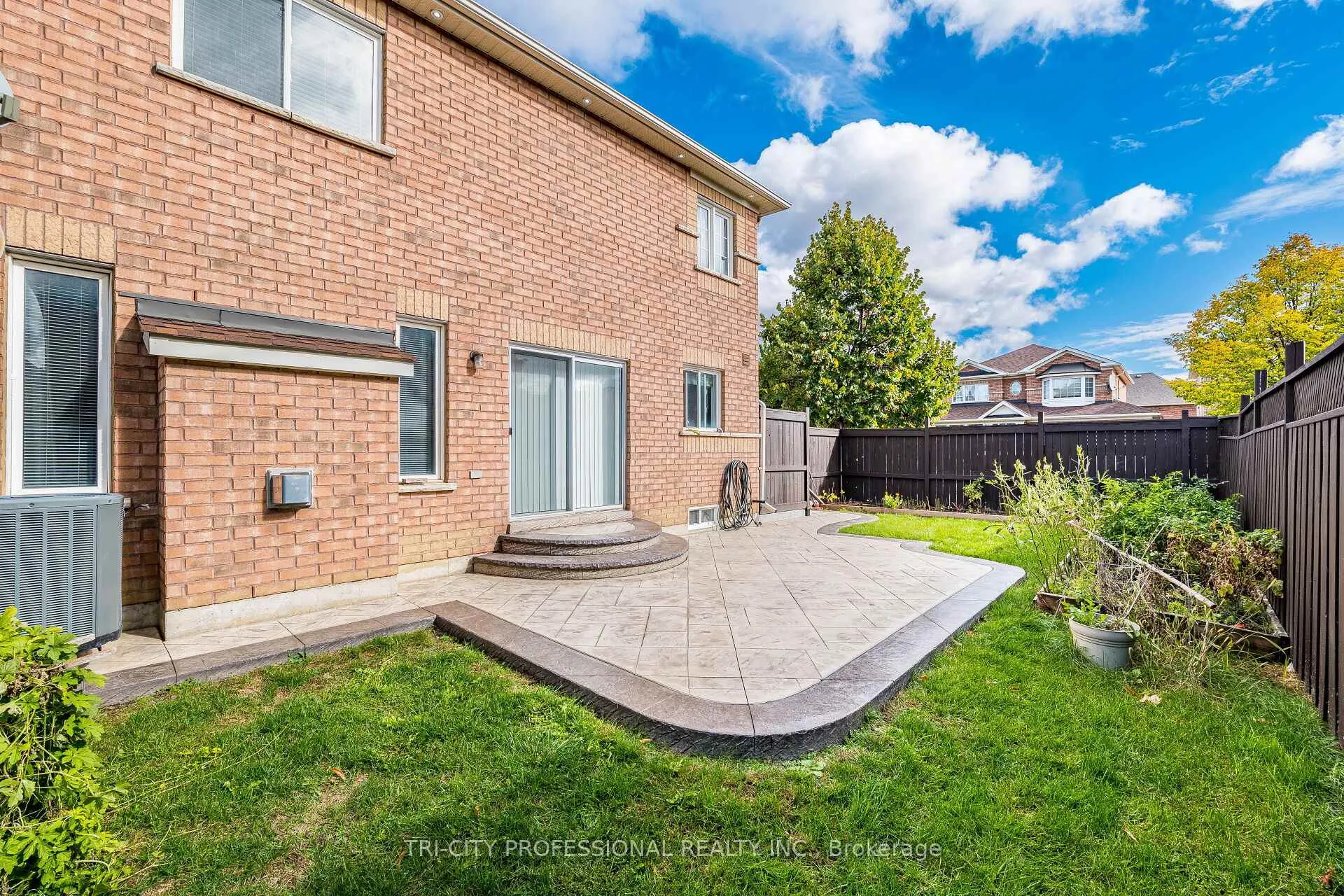 Photo 1010 of 101 Williamson Drive, Brampton, Fletcher's Meadow — HOMEH