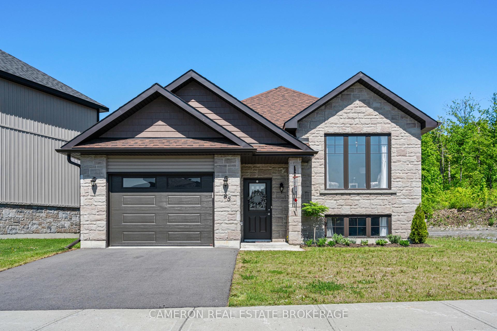 Photo 1 of 85 Cameron Crescent, Cornwall — HOMEH