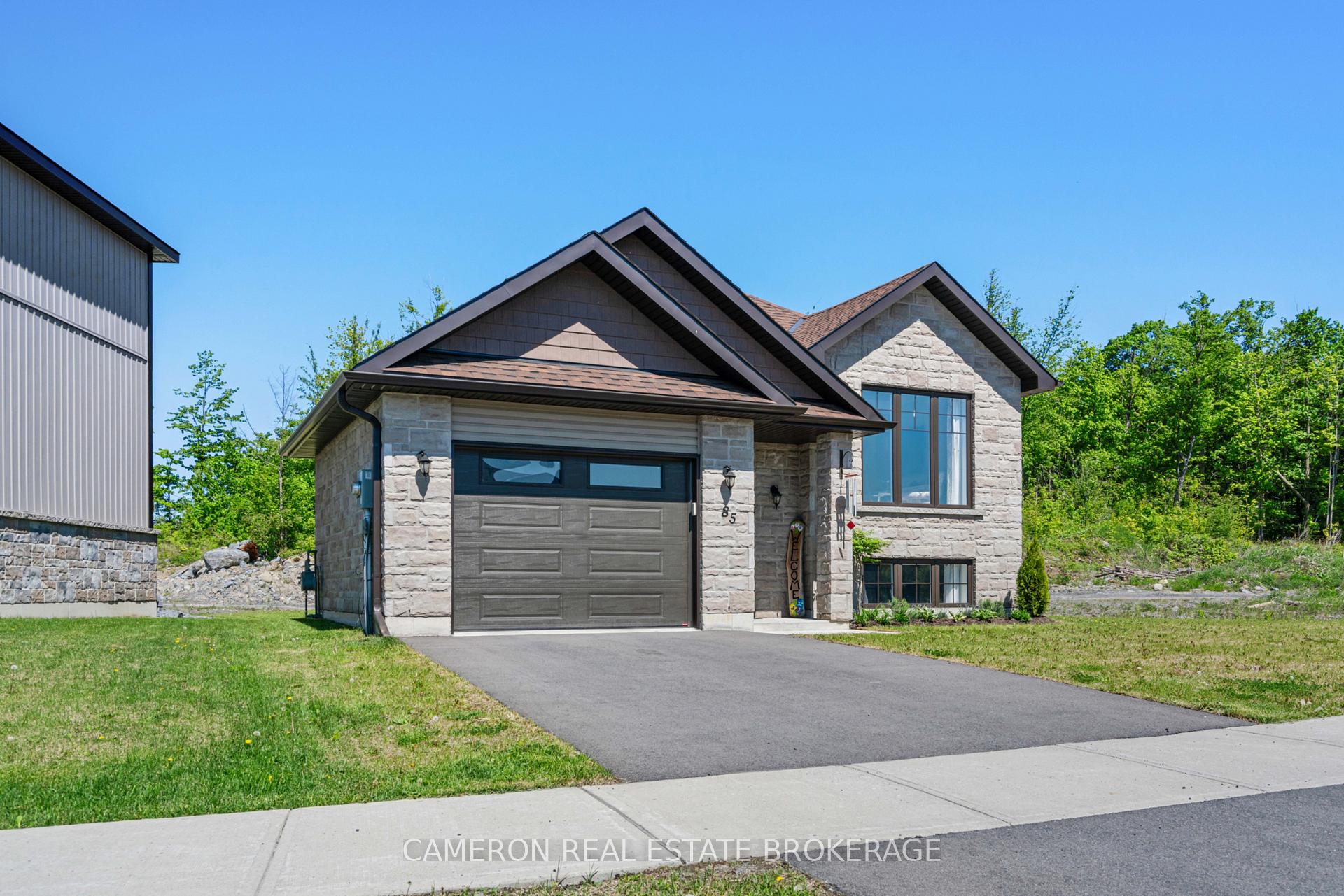 Photo 28 of 85 Cameron Crescent, Cornwall — HOMEH