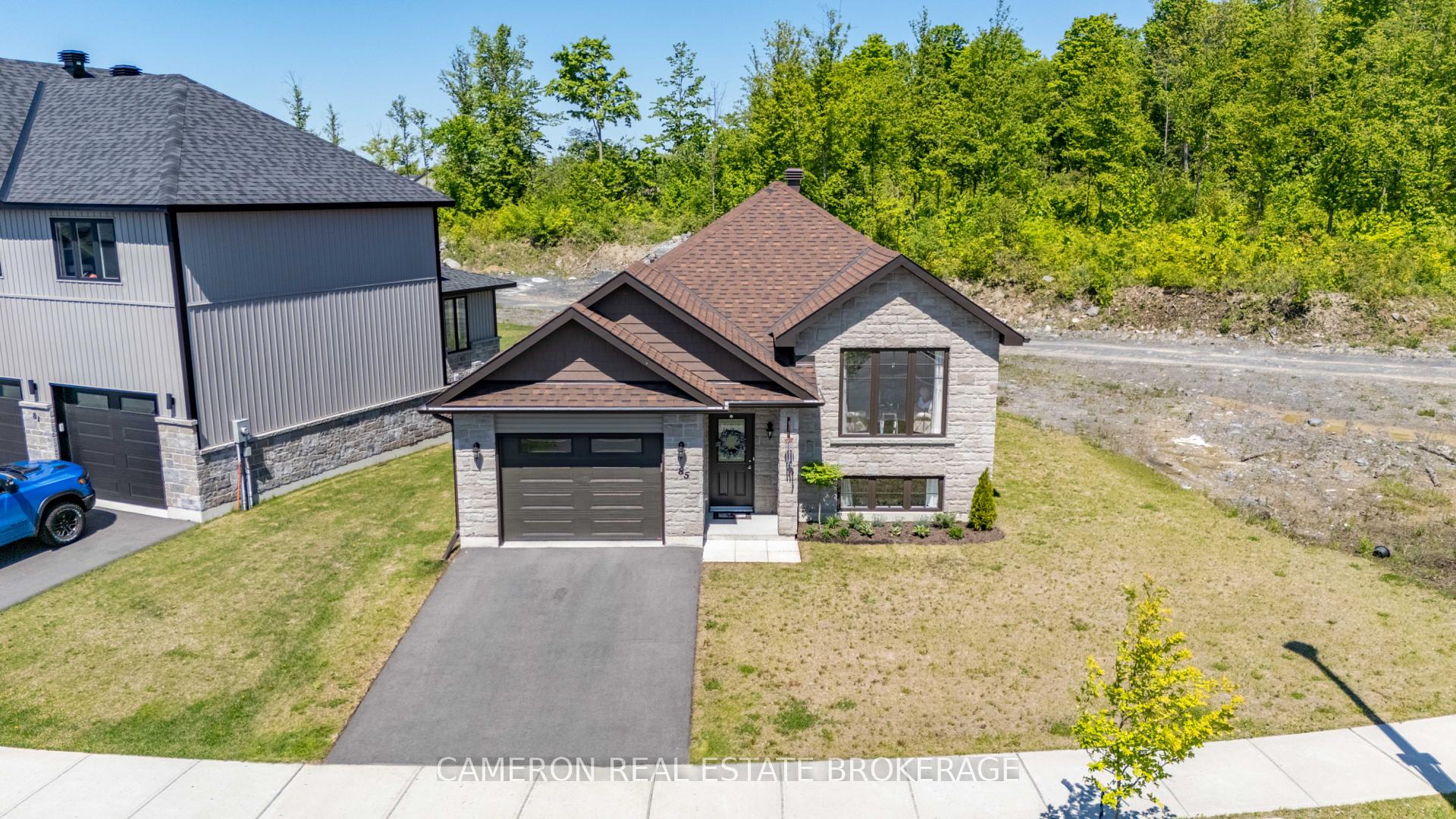 Photo 30 of 85 Cameron Crescent, Cornwall — HOMEH