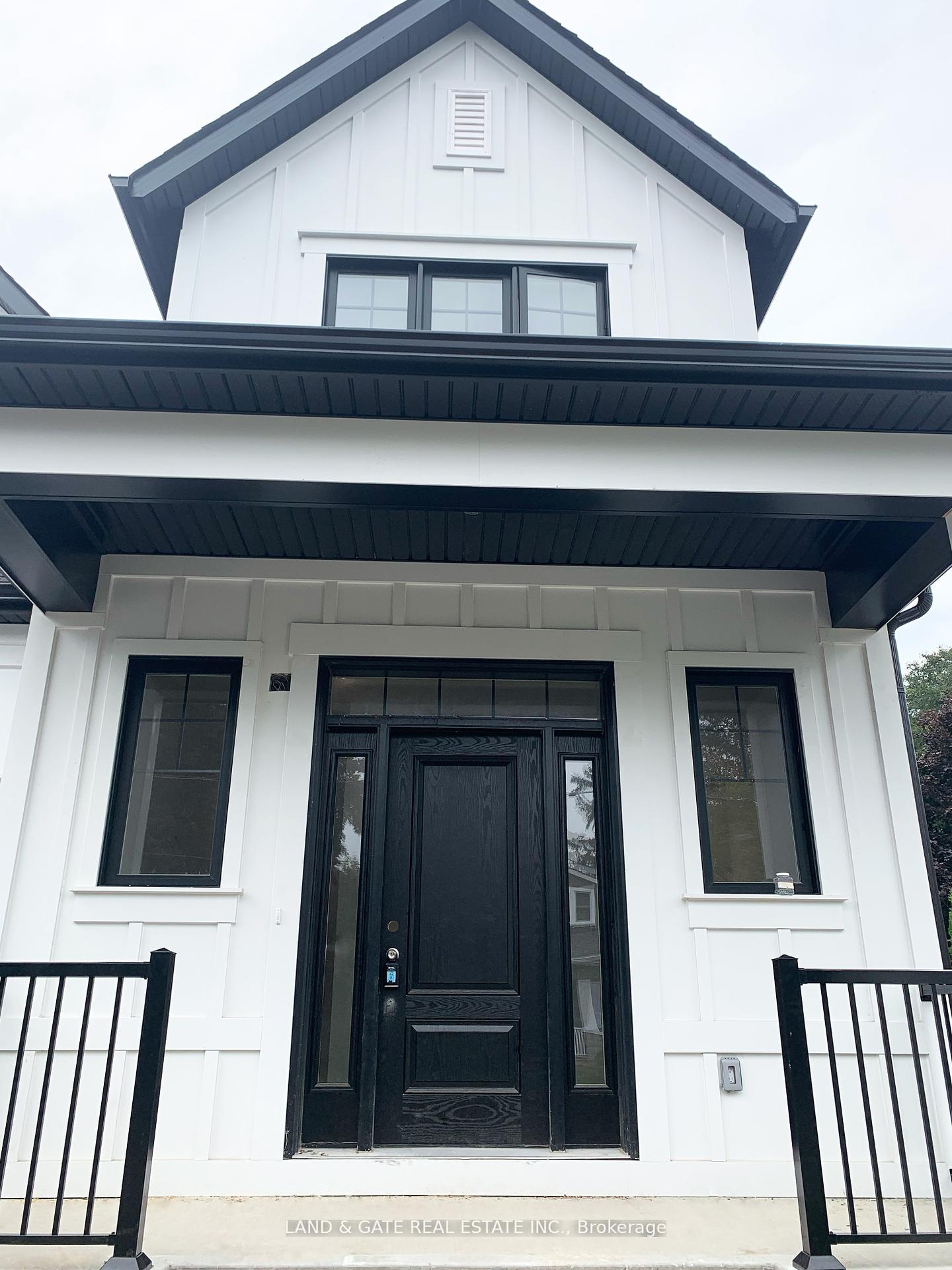 Photo 6 of 132B Elgin Street, Clarington, Bowmanville — HOMEH