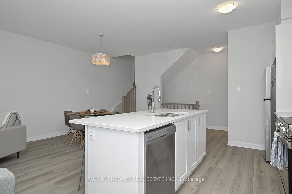 Photo 10 of 706 Lurgan Way, Ottawa, Barrhaven - Half Moon Bay — HOMEH