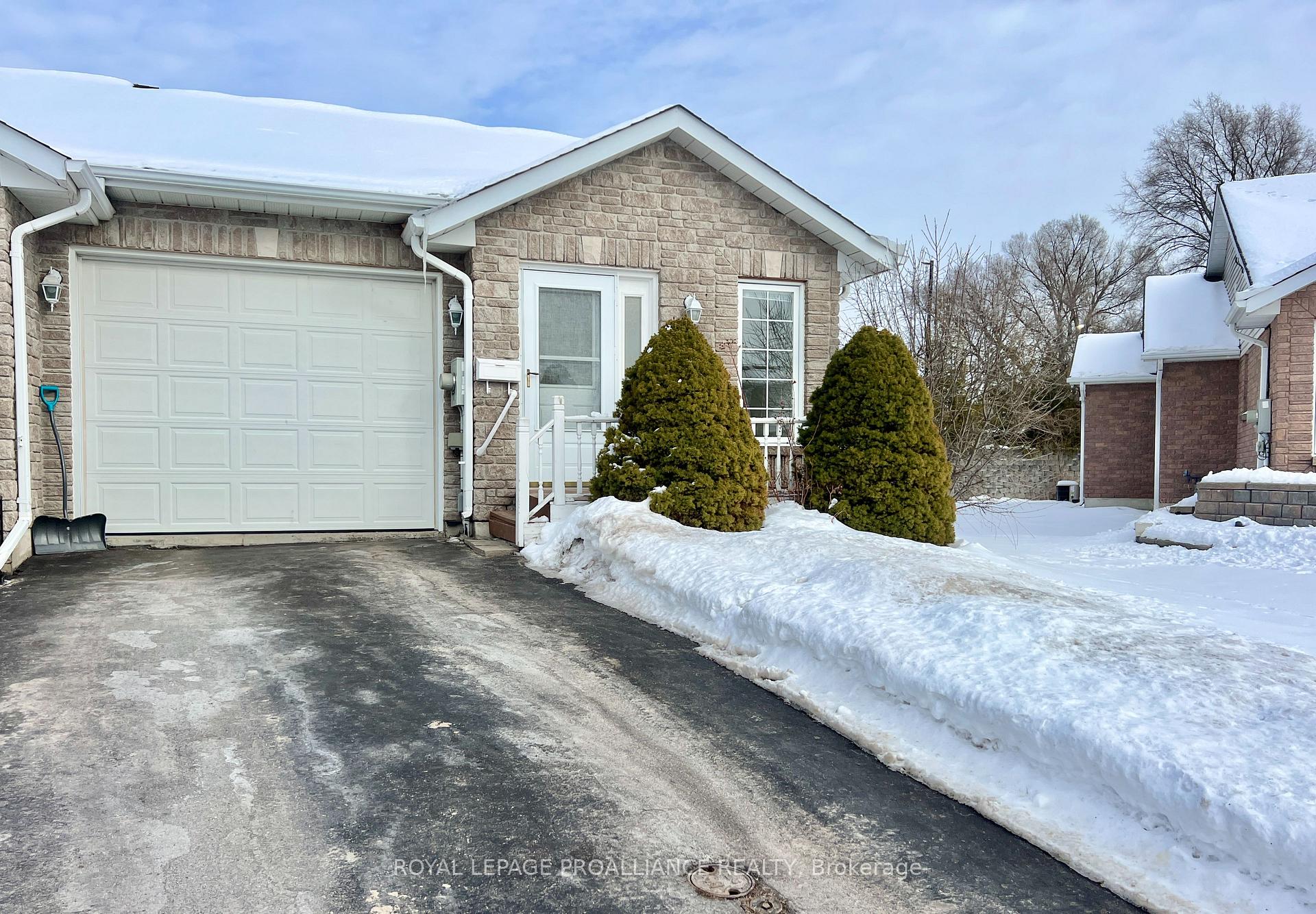 Photo 2 of 36 Alder Court, Belleville, Belleville Ward — HOMEH