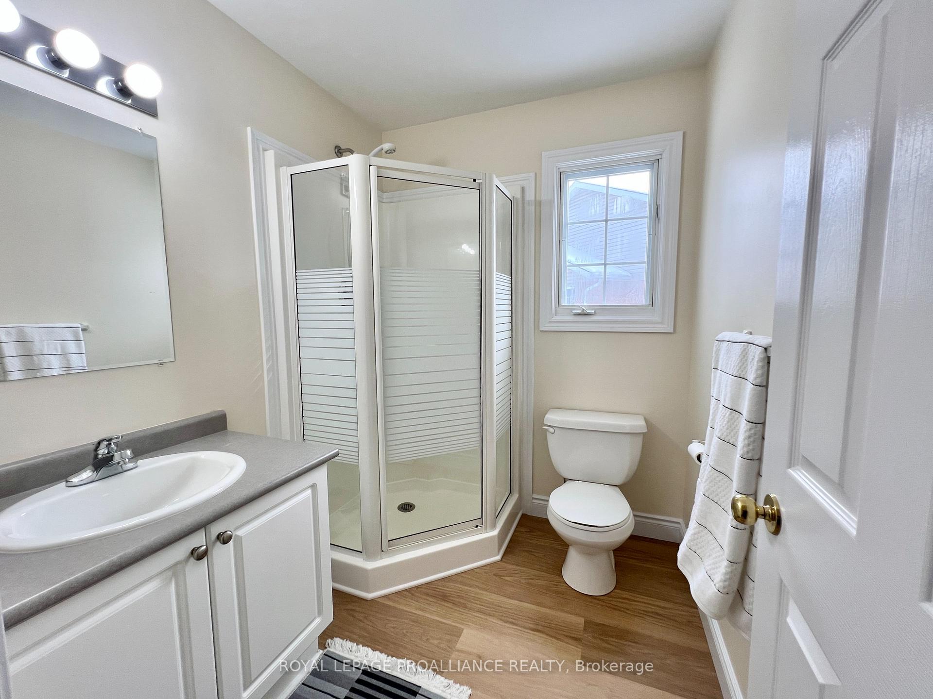 Photo 16 of 36 Alder Court, Belleville, Belleville Ward — HOMEH