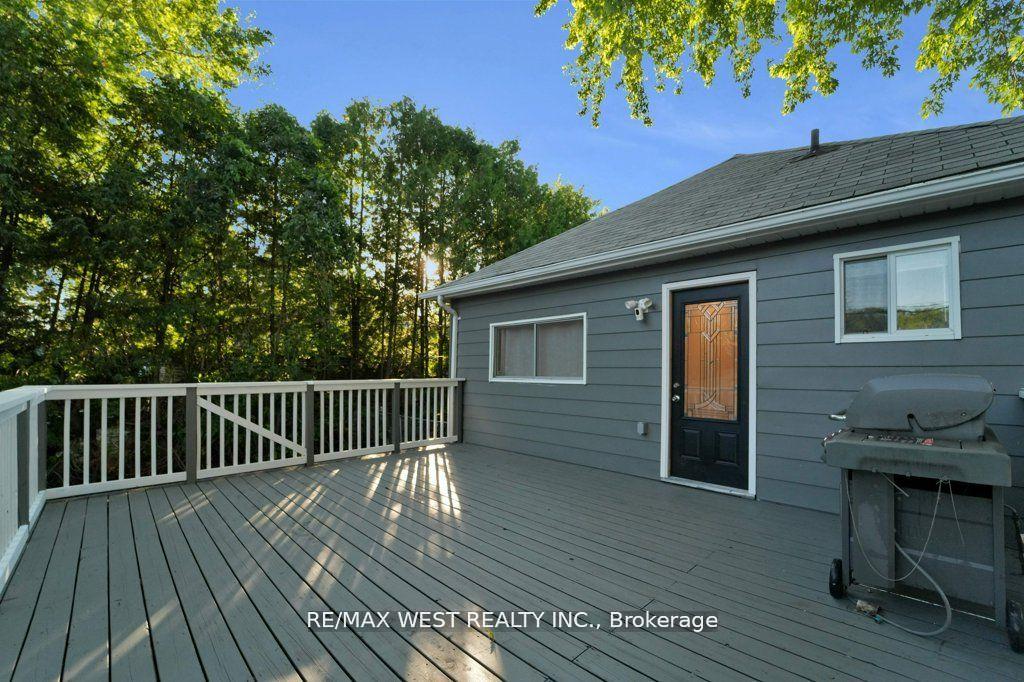 Photo 23 of 275 Pine Beach Drive, Georgina, Keswick South — HOMEH
