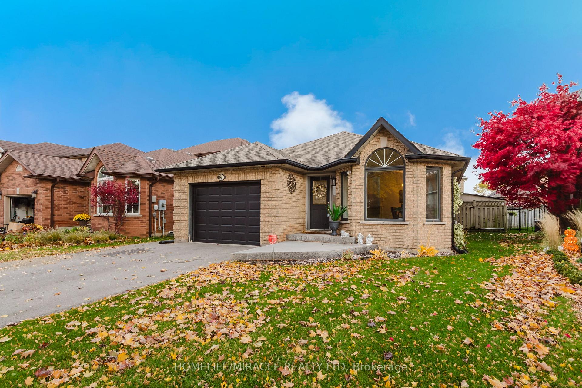 Photo 1 of 84 Hillgarden Drive, Hamilton, Stoney Creek Mountain — HOMEH