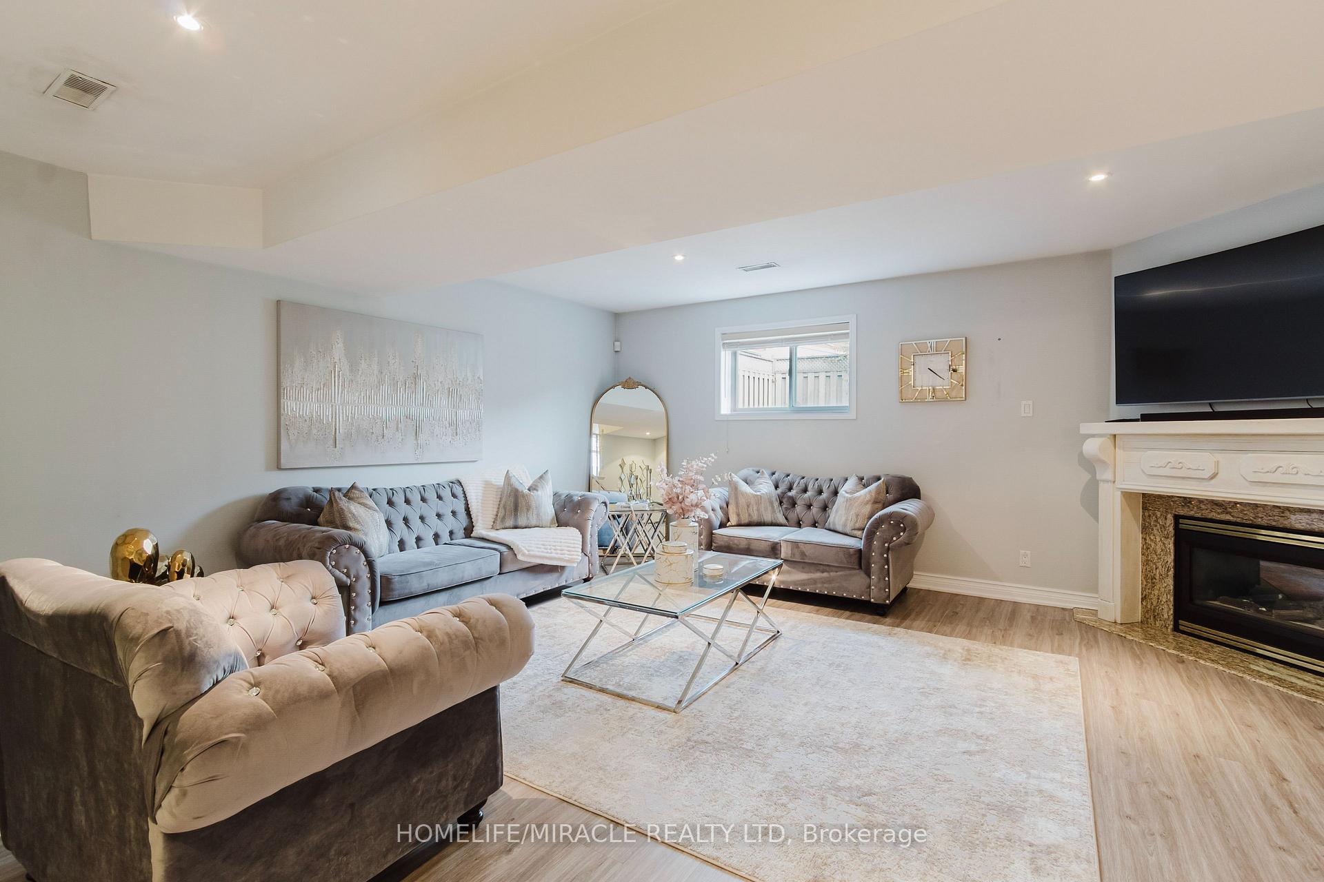 Photo 32 of 84 Hillgarden Drive, Hamilton, Stoney Creek Mountain — HOMEH