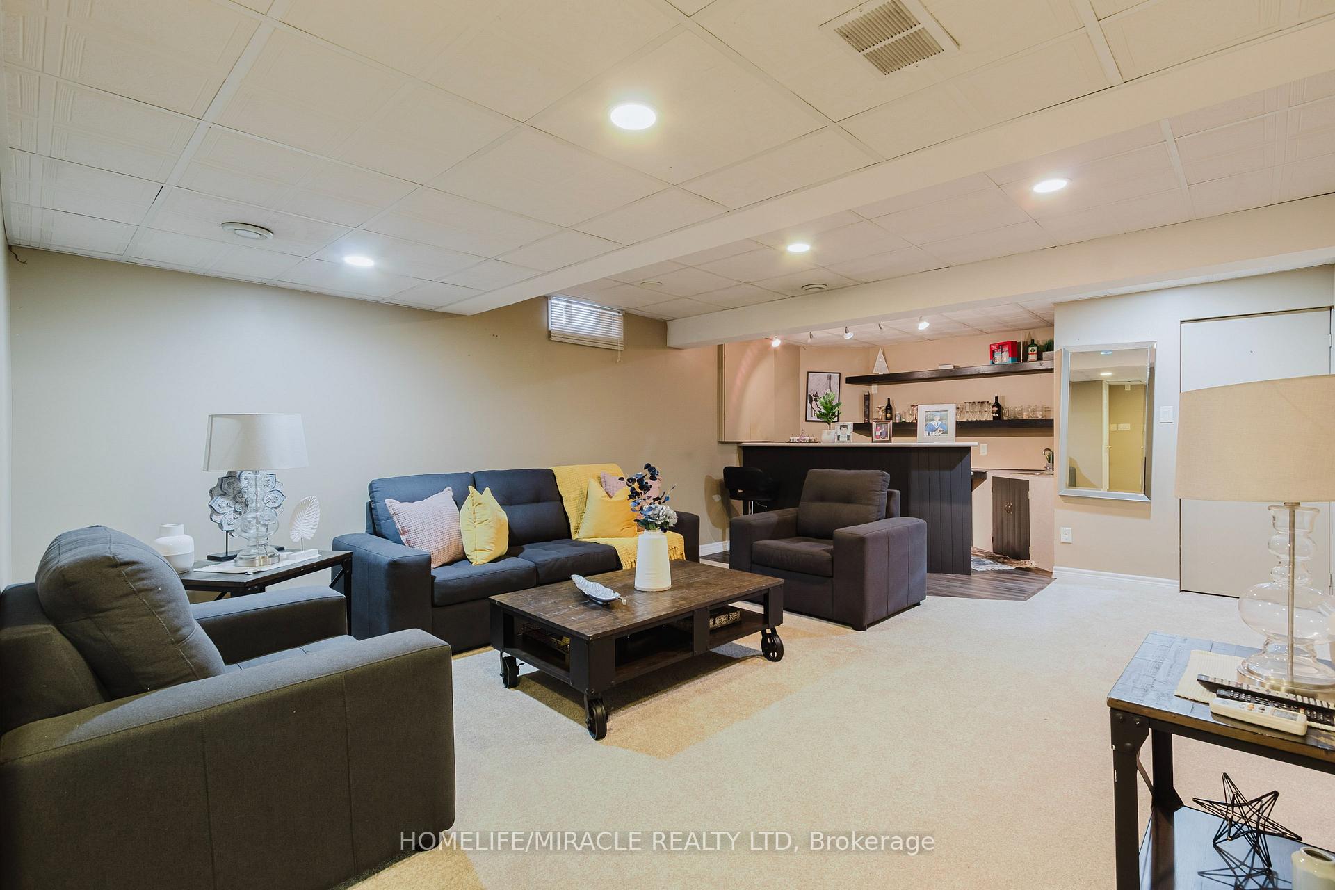 Photo 33 of 84 Hillgarden Drive, Hamilton, Stoney Creek Mountain — HOMEH