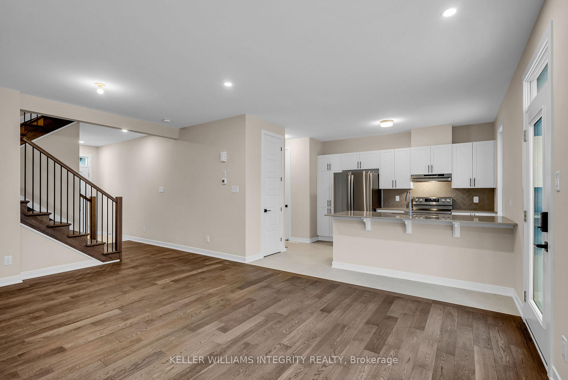 Photo 7 of 162 Beebalm Crescent, Ottawa, Barrhaven - Half Moon Bay — HOMEH