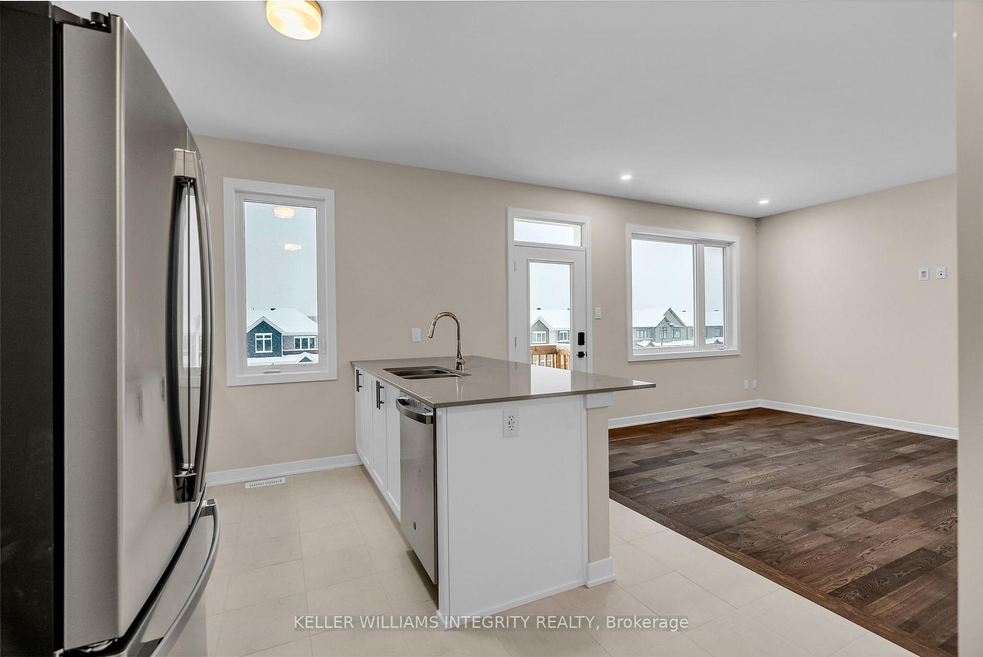 Photo 13 of 162 Beebalm Crescent, Ottawa, Barrhaven - Half Moon Bay — HOMEH